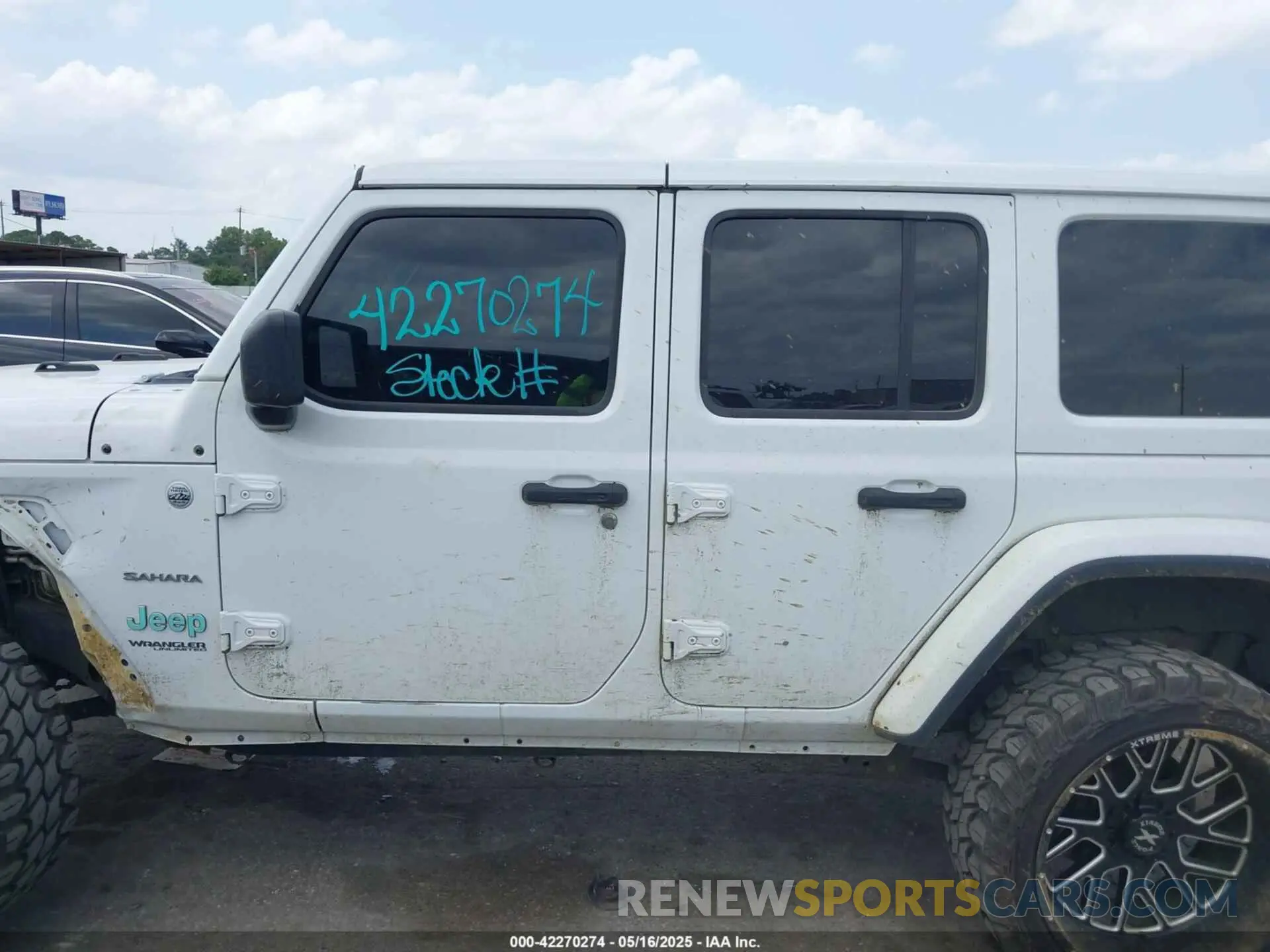 15 Photograph of a damaged car 1C4HJXEG2LW265227 JEEP WRANGLER UNLIMITED 2020