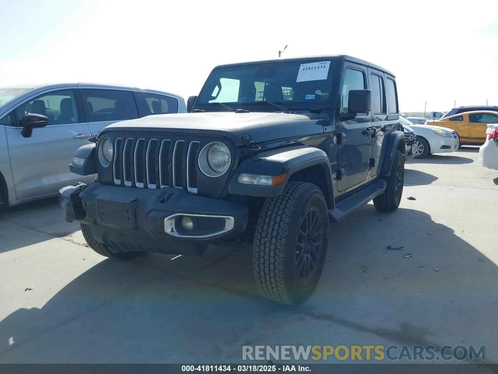 2 Photograph of a damaged car 1C4HJXEG2LW298373 JEEP WRANGLER UNLIMITED 2020