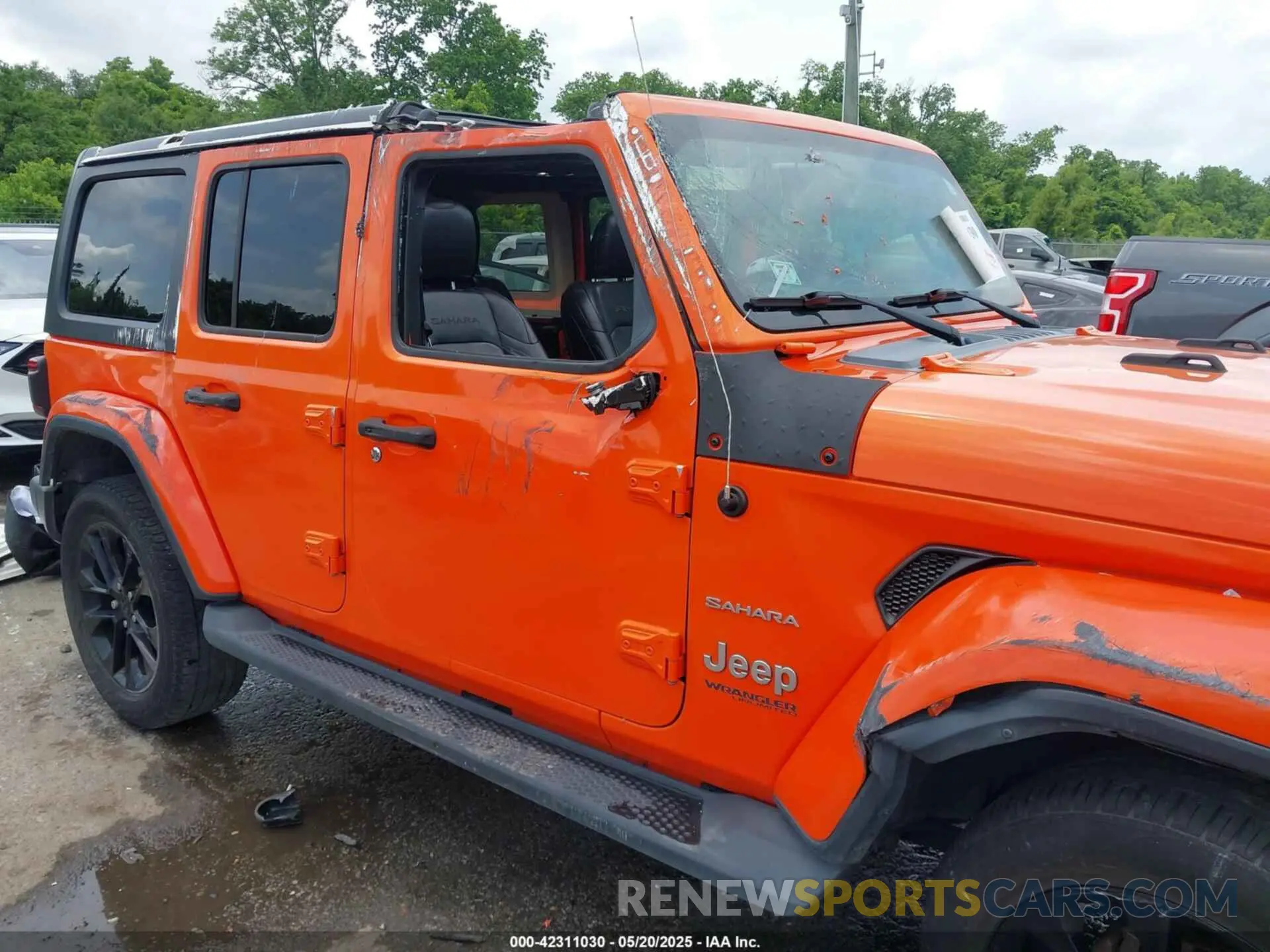 6 Photograph of a damaged car 1C4HJXEG5LW232965 JEEP WRANGLER UNLIMITED 2020