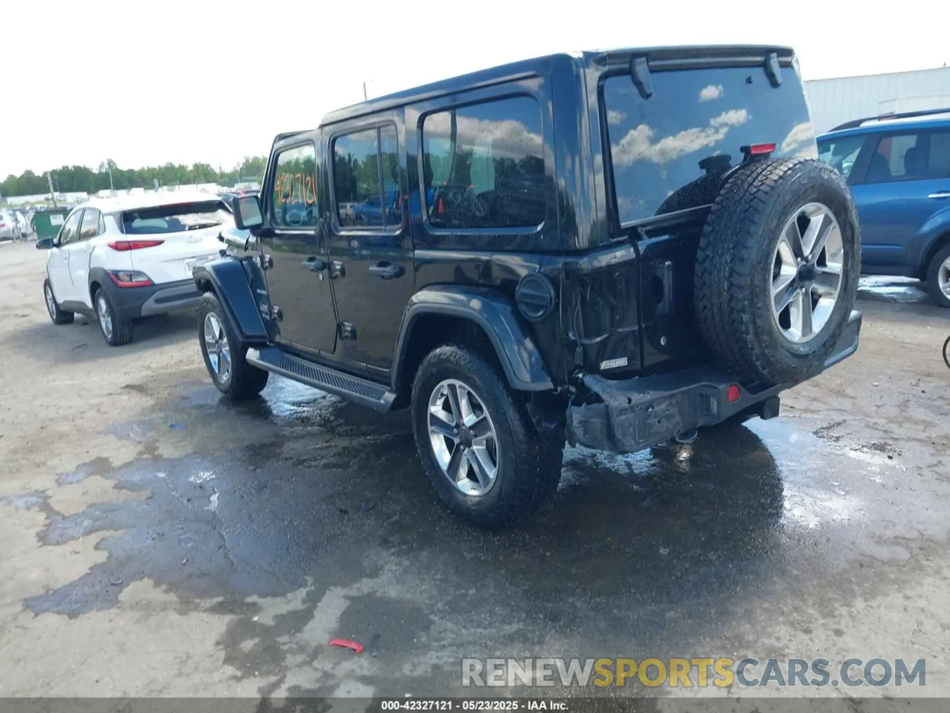 3 Photograph of a damaged car 1C4HJXEG9LW119763 JEEP WRANGLER UNLIMITED 2020