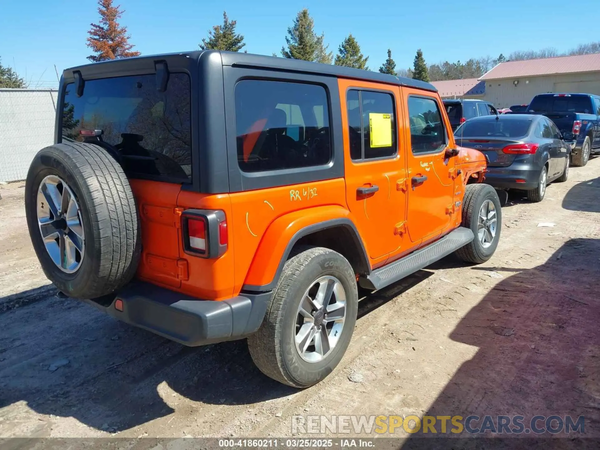 4 Photograph of a damaged car 1C4HJXEN1LW114443 JEEP WRANGLER UNLIMITED 2020
