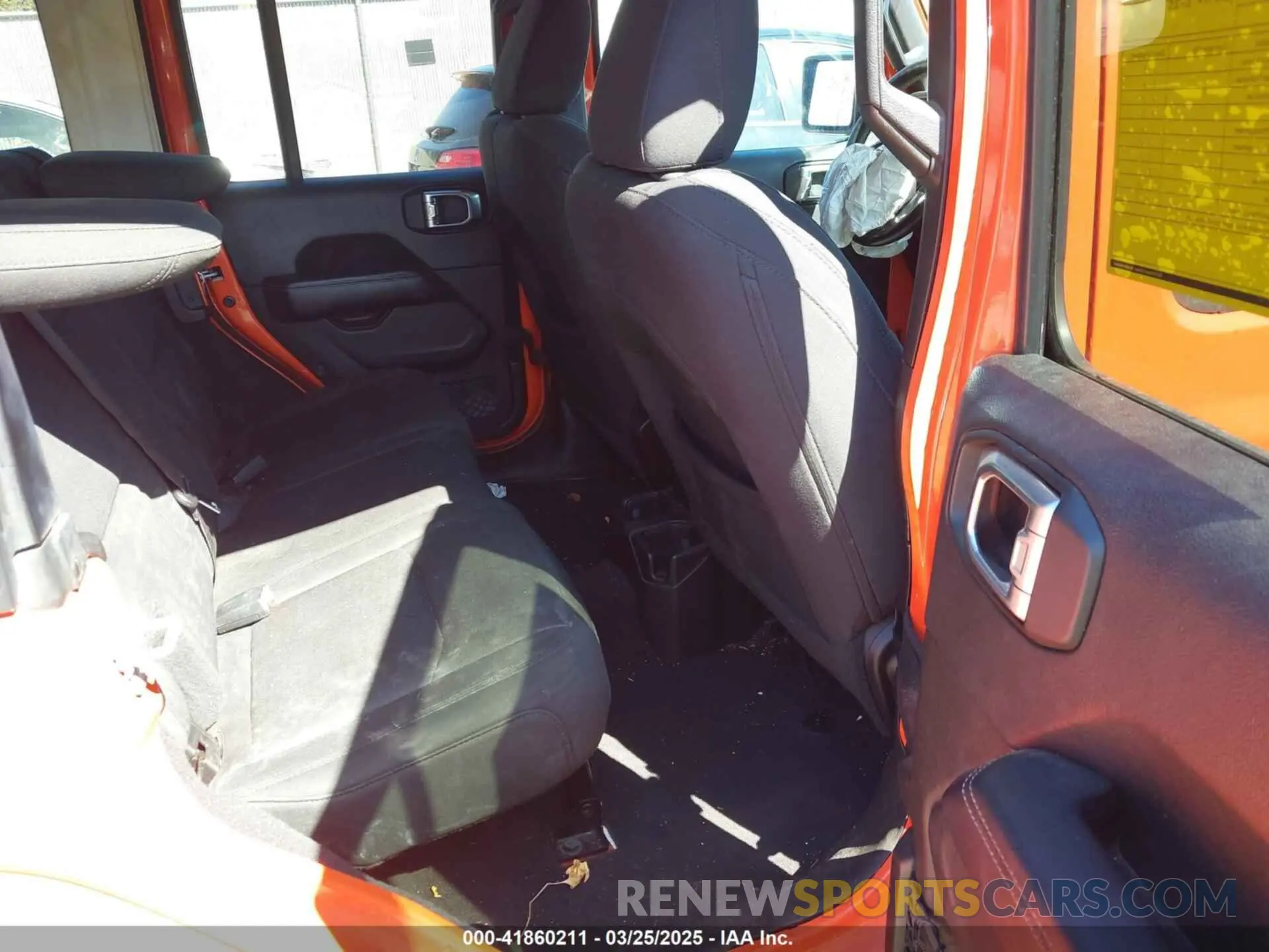 8 Photograph of a damaged car 1C4HJXEN1LW114443 JEEP WRANGLER UNLIMITED 2020