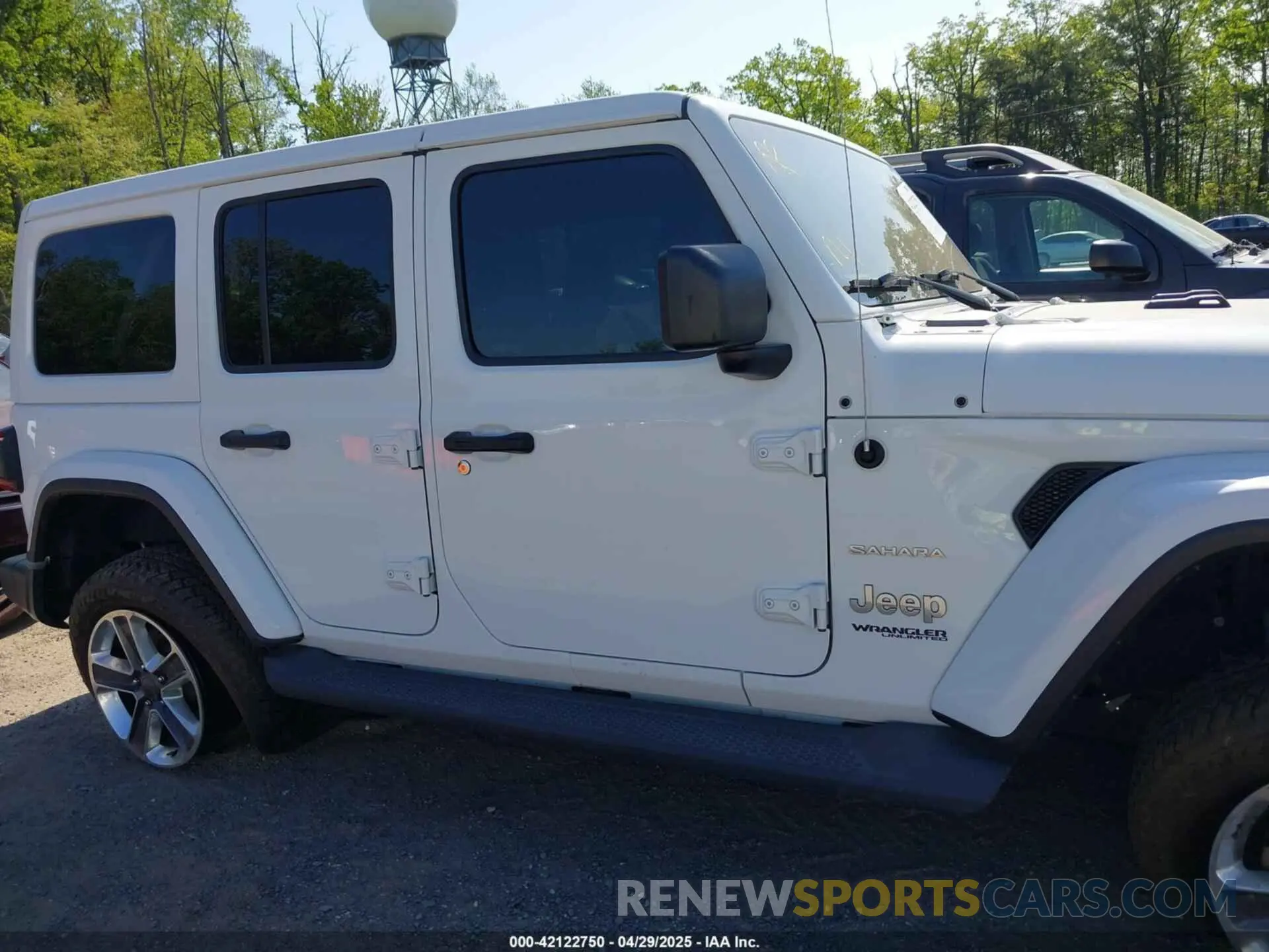 13 Photograph of a damaged car 1C4HJXEN1LW152769 JEEP WRANGLER UNLIMITED 2020