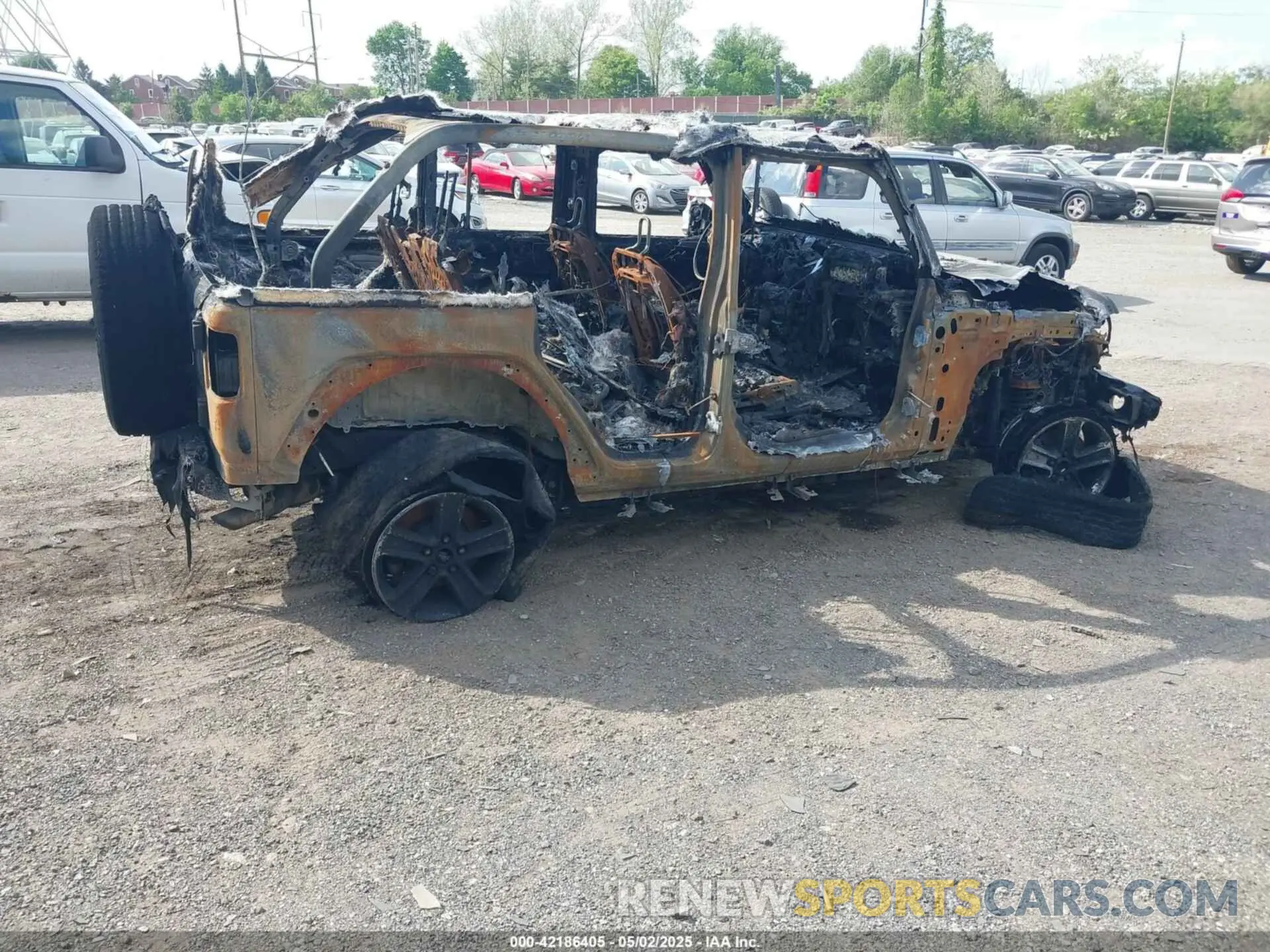 4 Photograph of a damaged car 1C4HJXEN3LW105453 JEEP WRANGLER UNLIMITED 2020
