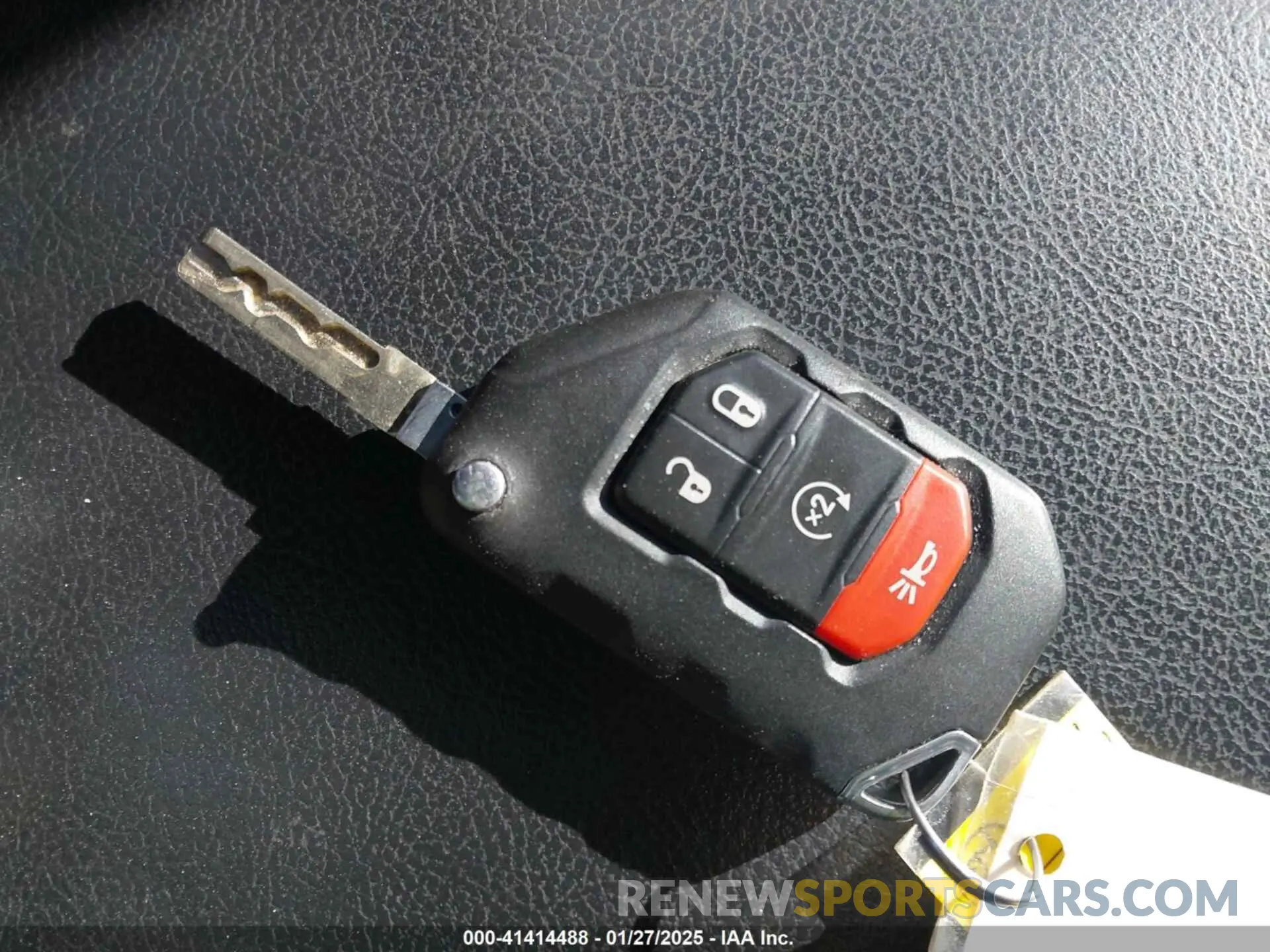 11 Photograph of a damaged car 1C4HJXEN5LW194815 JEEP WRANGLER UNLIMITED 2020