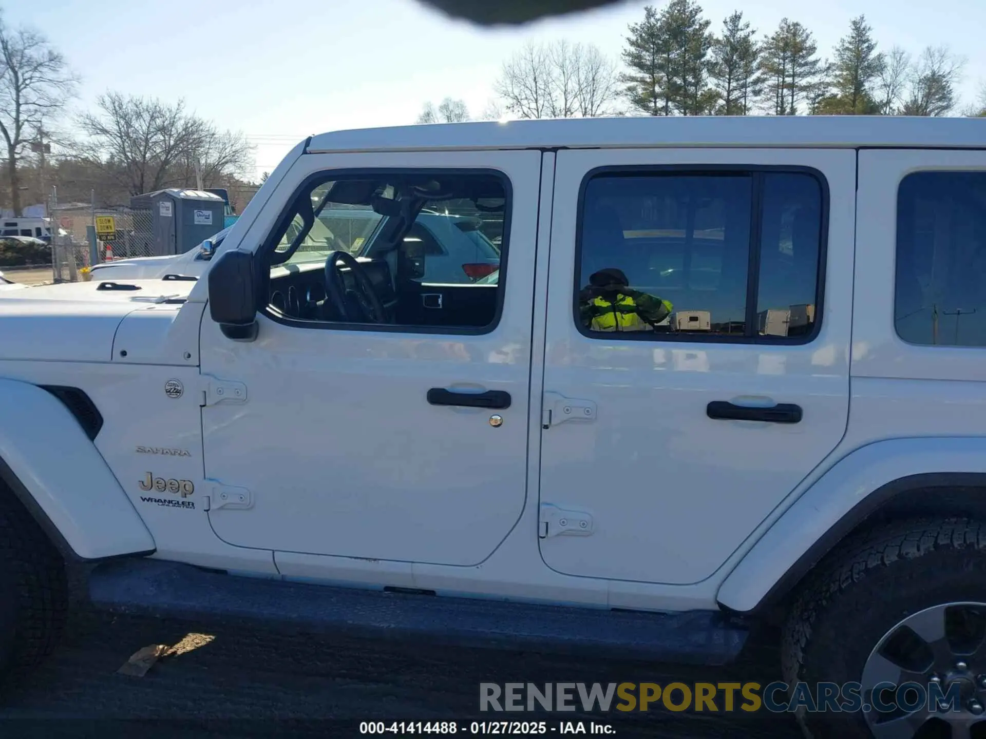 15 Photograph of a damaged car 1C4HJXEN5LW194815 JEEP WRANGLER UNLIMITED 2020