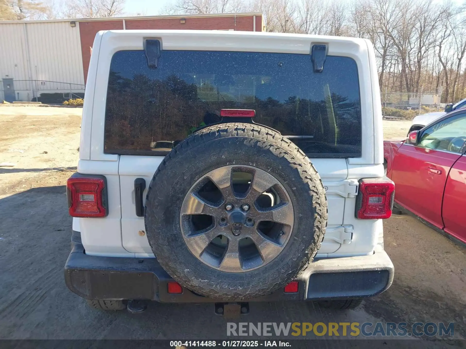 17 Photograph of a damaged car 1C4HJXEN5LW194815 JEEP WRANGLER UNLIMITED 2020