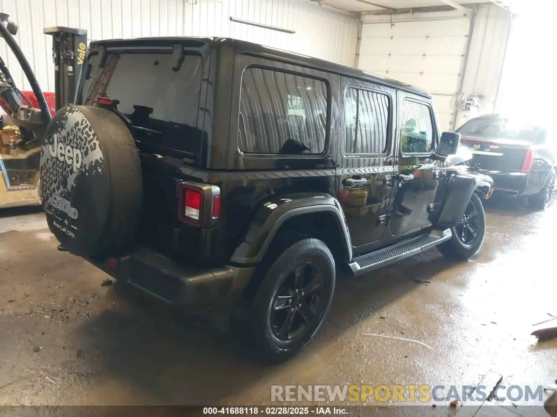 4 Photograph of a damaged car 1C4HJXEN5LW244175 JEEP WRANGLER UNLIMITED 2020