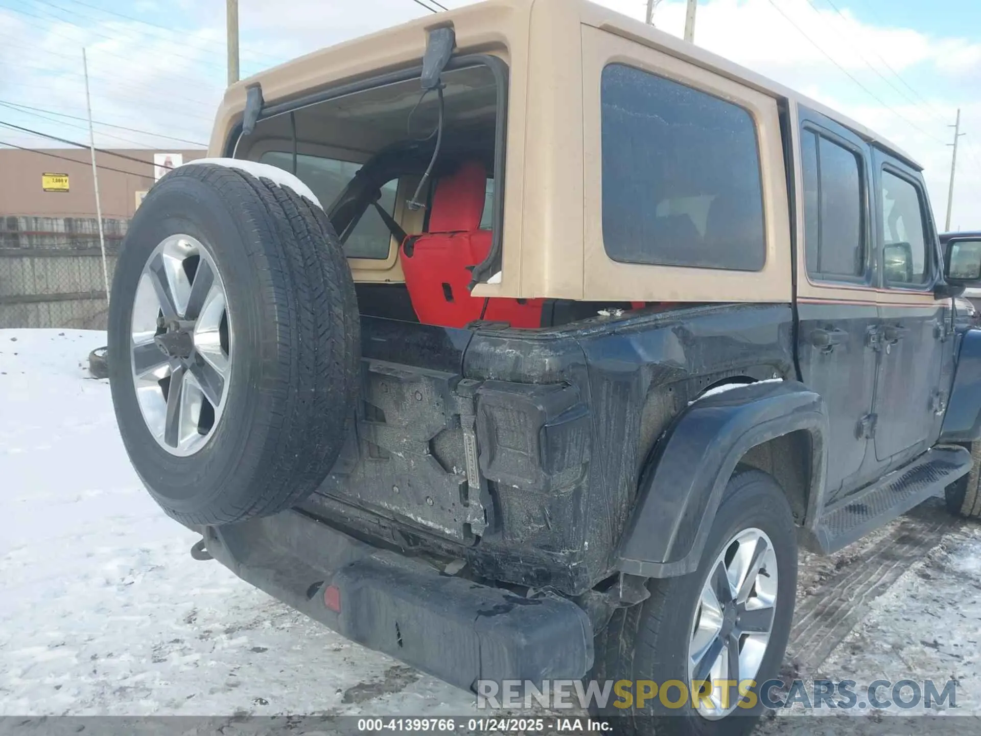 12 Photograph of a damaged car 1C4HJXEN6LW113725 JEEP WRANGLER UNLIMITED 2020