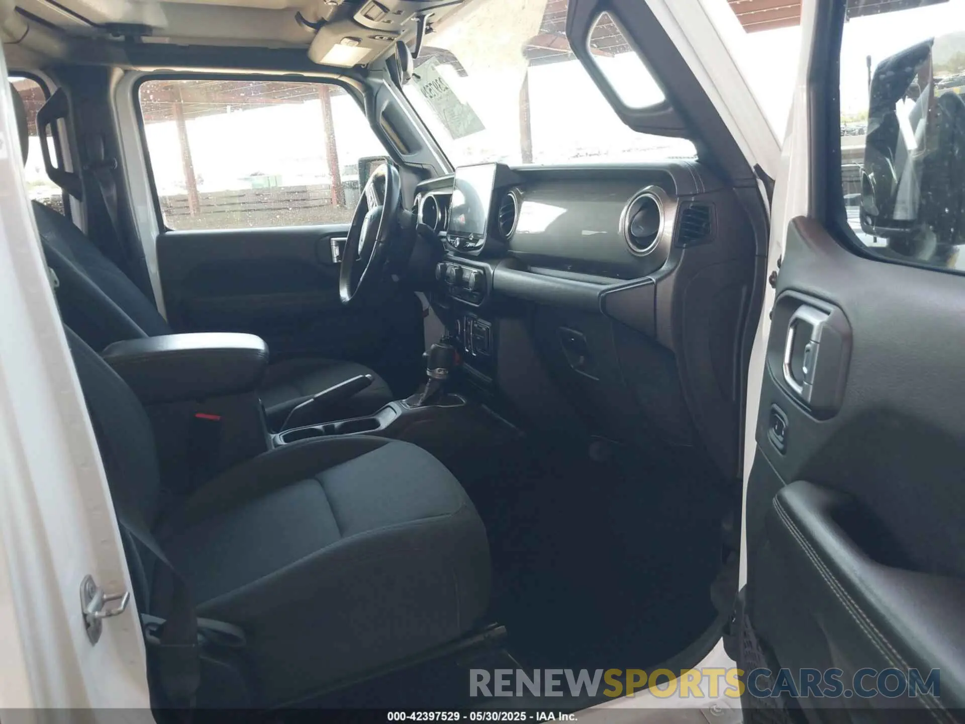 5 Photograph of a damaged car 1C4HJXEN6LW220239 JEEP WRANGLER UNLIMITED 2020