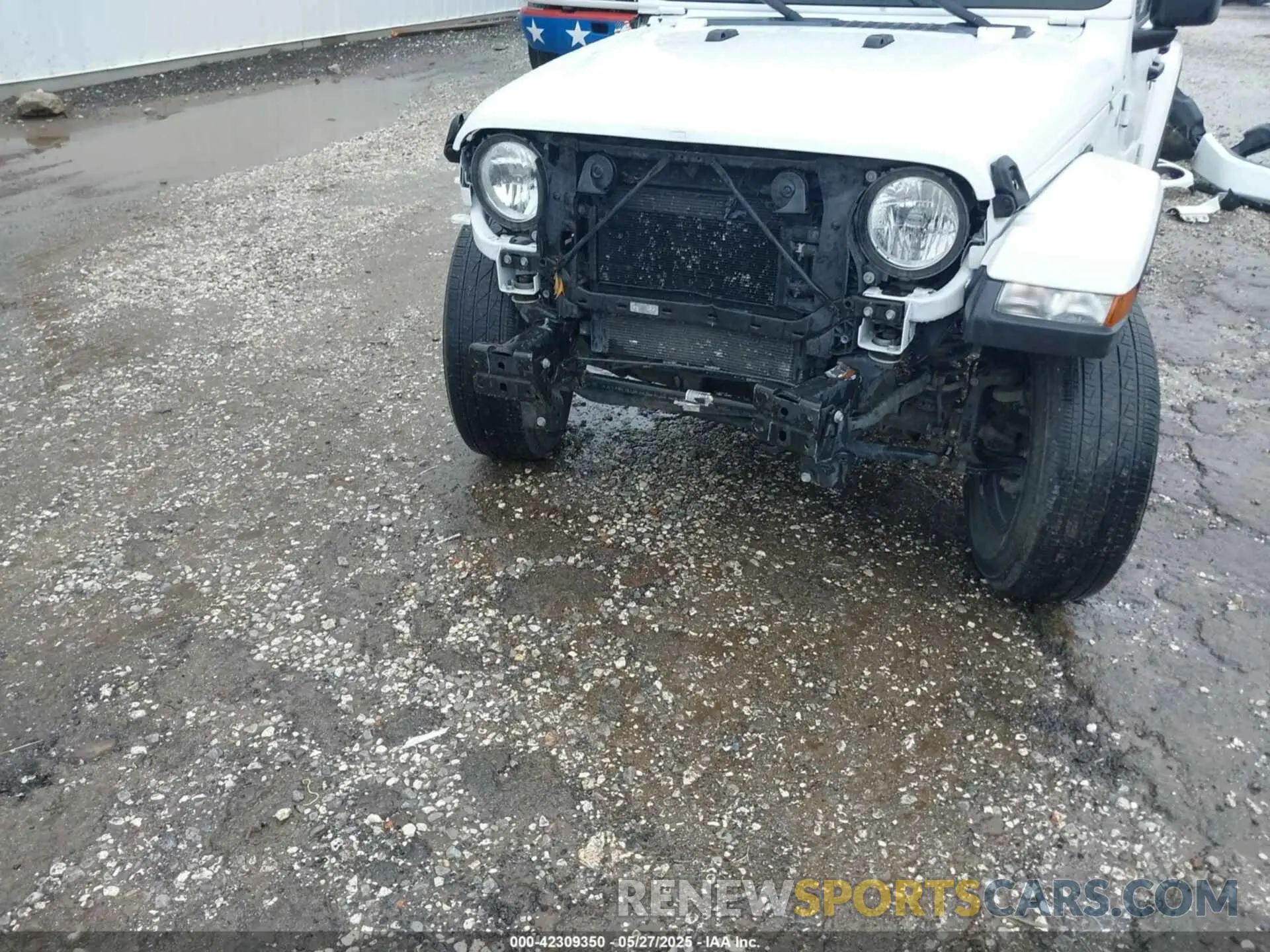 6 Photograph of a damaged car 1C4HJXEN7LW213395 JEEP WRANGLER UNLIMITED 2020