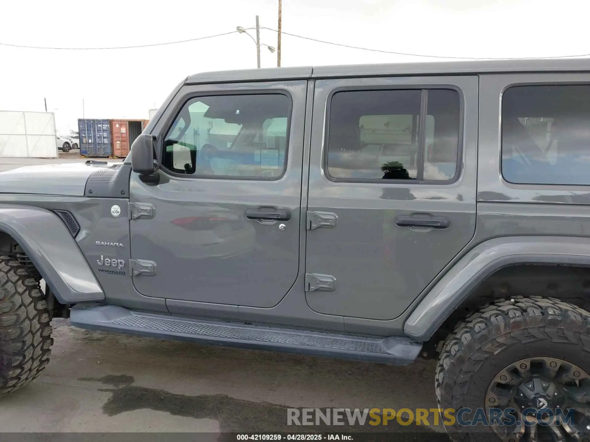 15 Photograph of a damaged car 1C4HJXEN8LW203975 JEEP WRANGLER UNLIMITED 2020