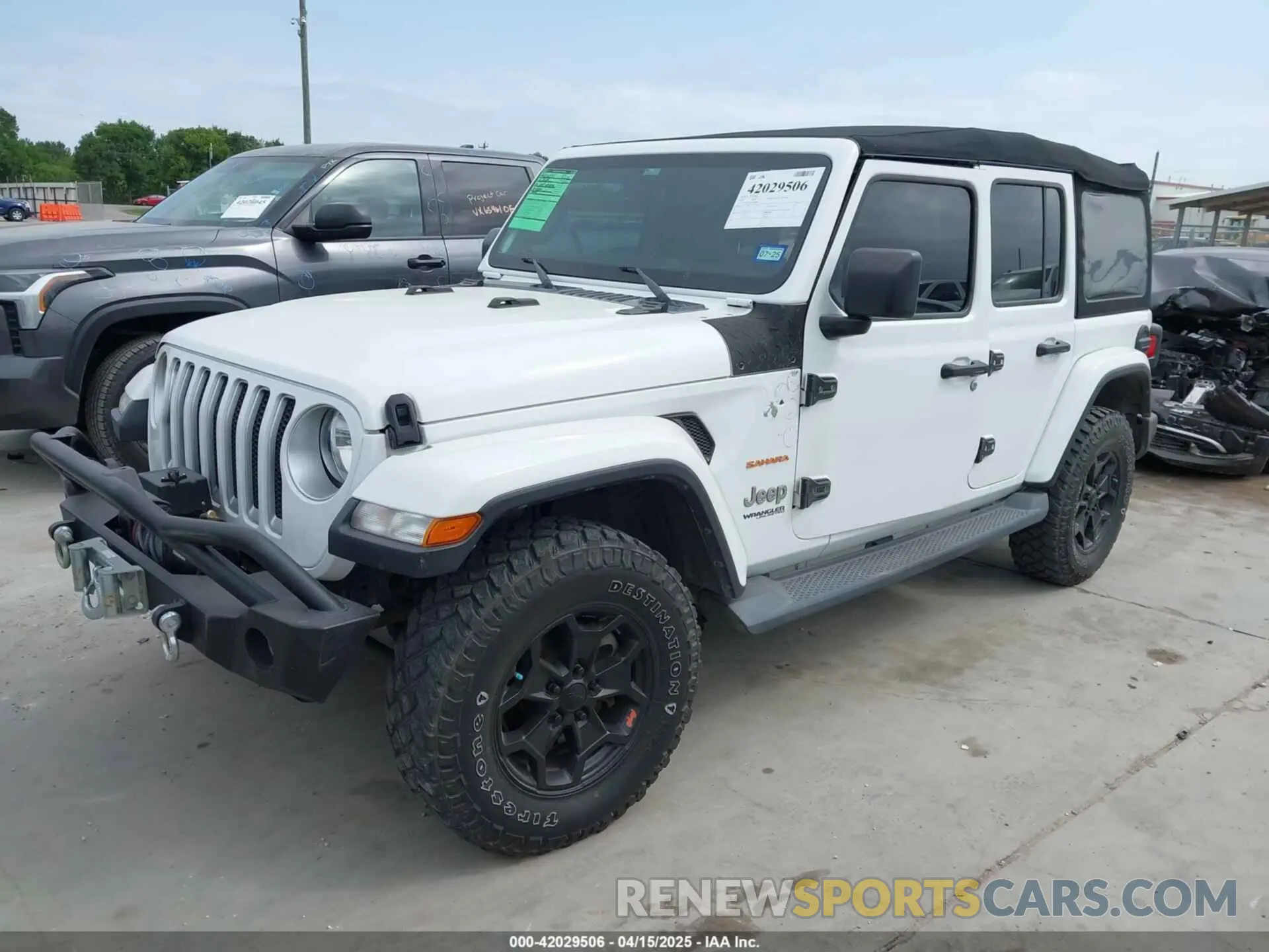 2 Photograph of a damaged car 1C4HJXENXLW148851 JEEP WRANGLER UNLIMITED 2020