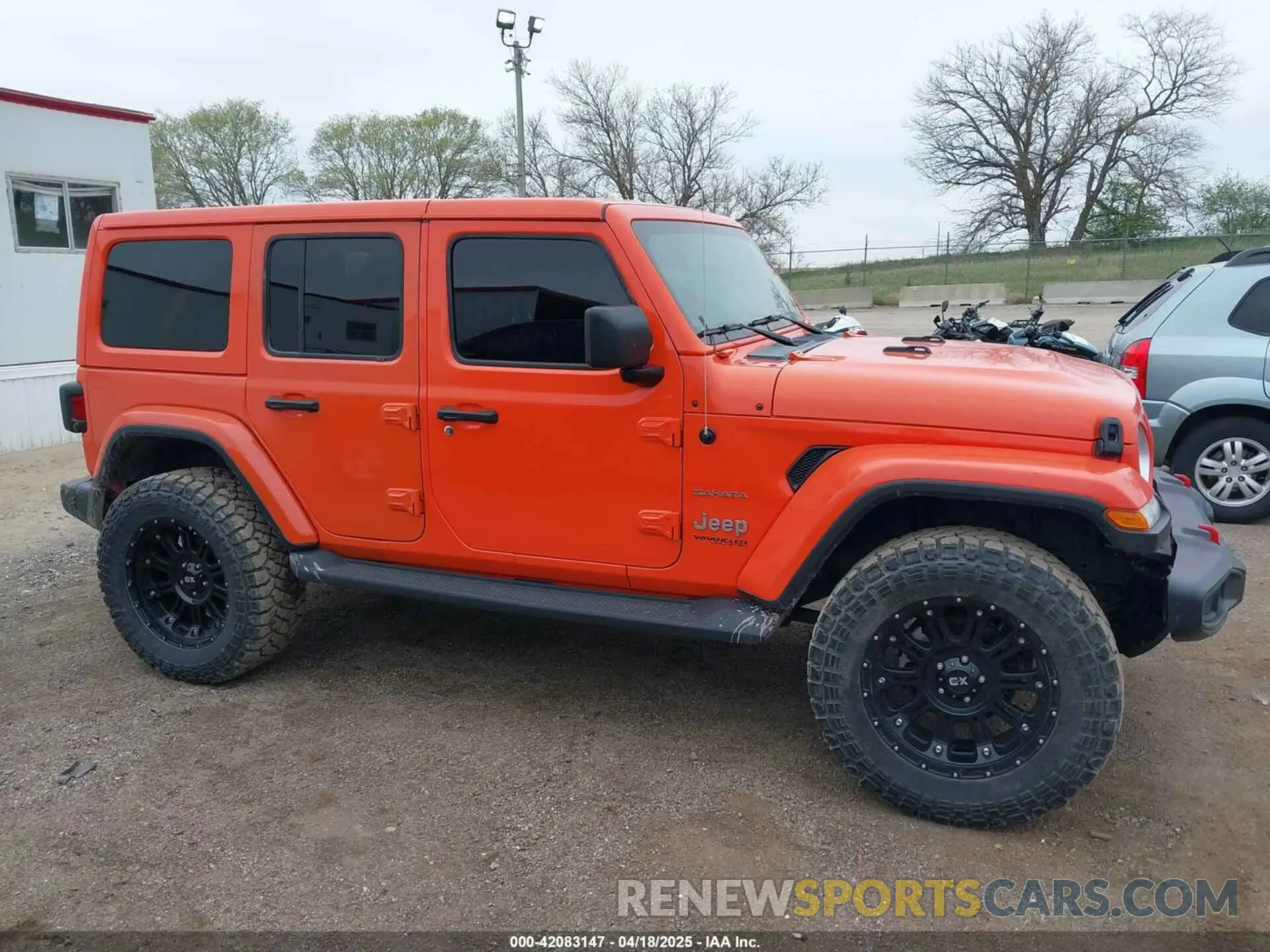14 Photograph of a damaged car 1C4HJXENXLW231194 JEEP WRANGLER UNLIMITED 2020