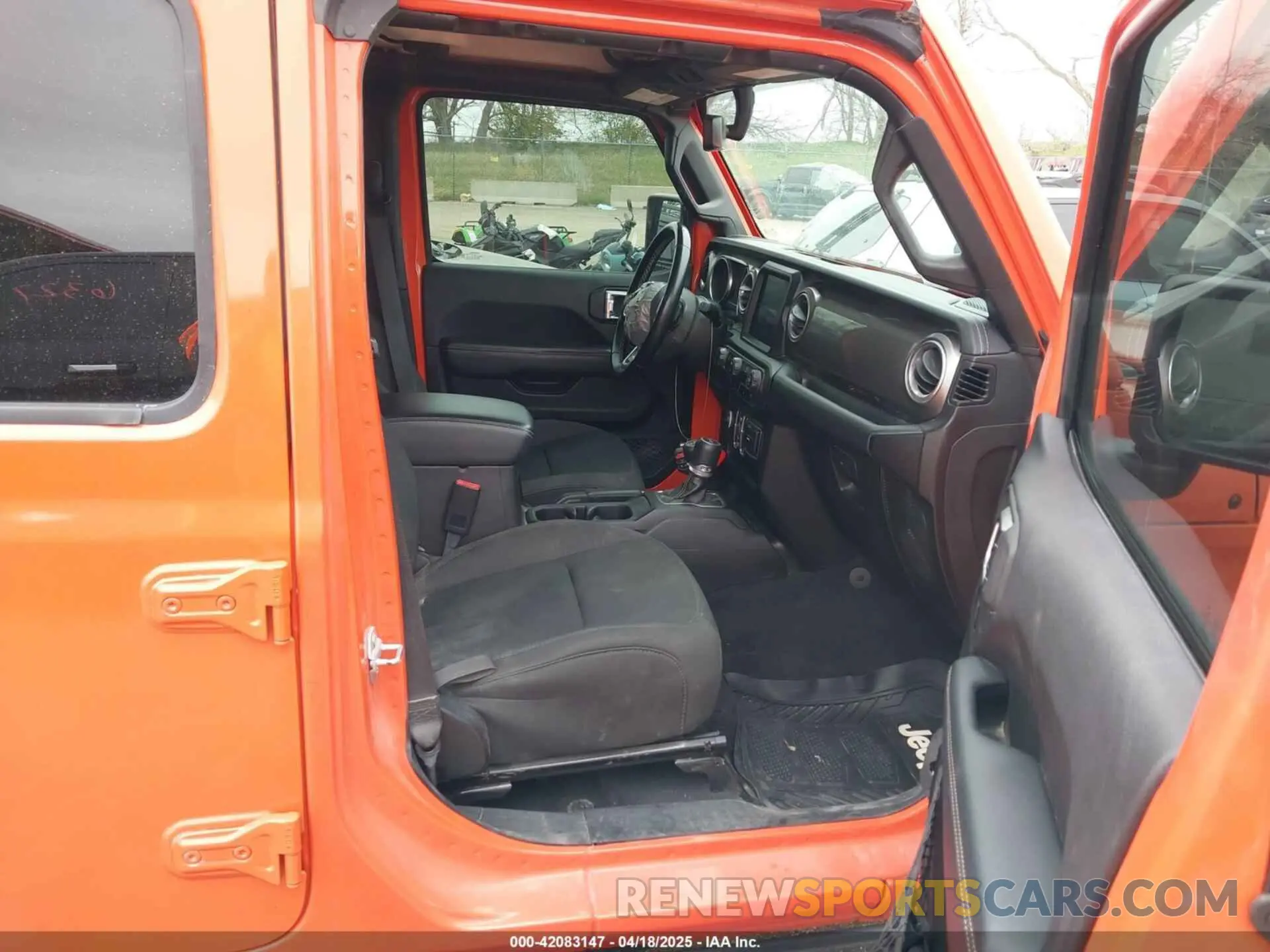 5 Photograph of a damaged car 1C4HJXENXLW231194 JEEP WRANGLER UNLIMITED 2020