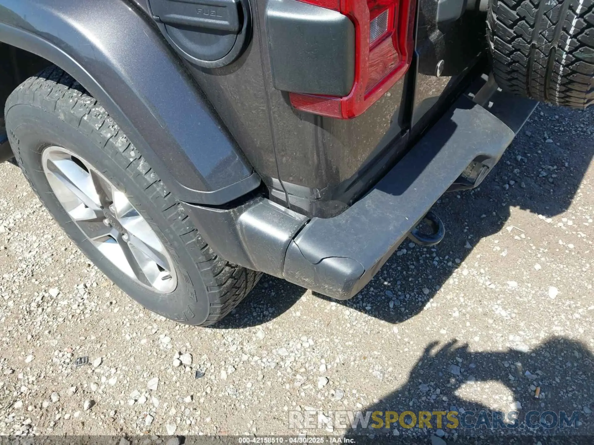 6 Photograph of a damaged car 1C4HJXENXLW263966 JEEP WRANGLER UNLIMITED 2020