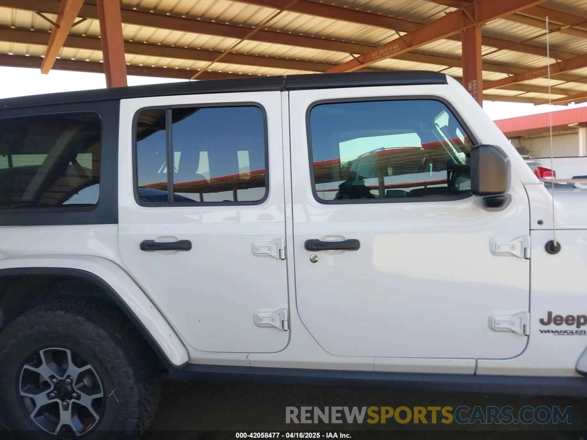 13 Photograph of a damaged car 1C4HJXFGXLW107958 JEEP WRANGLER UNLIMITED 2020