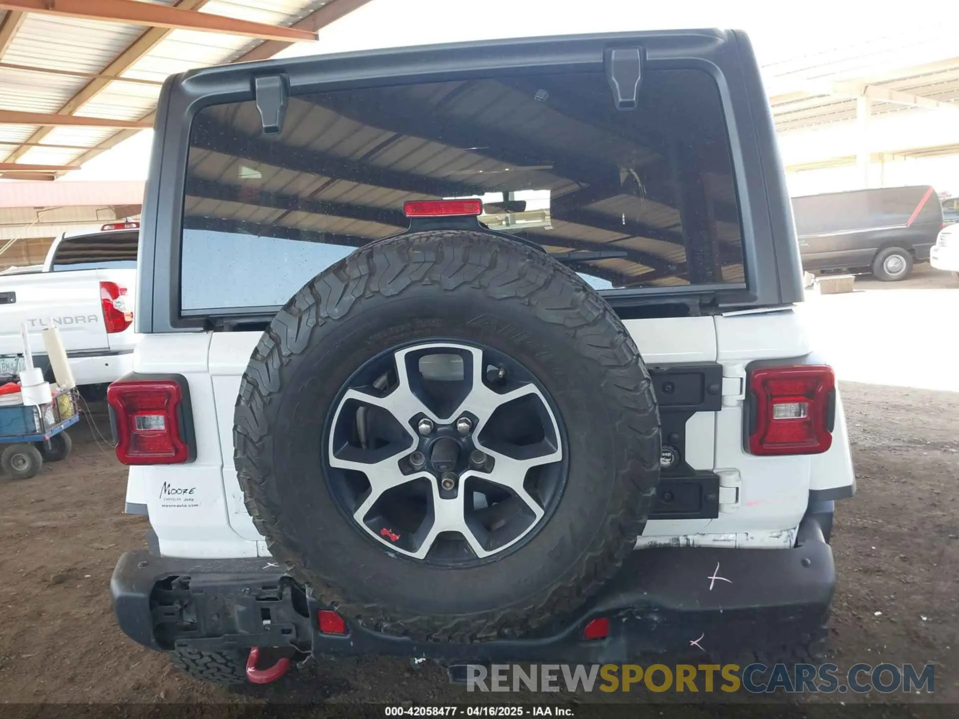 16 Photograph of a damaged car 1C4HJXFGXLW107958 JEEP WRANGLER UNLIMITED 2020