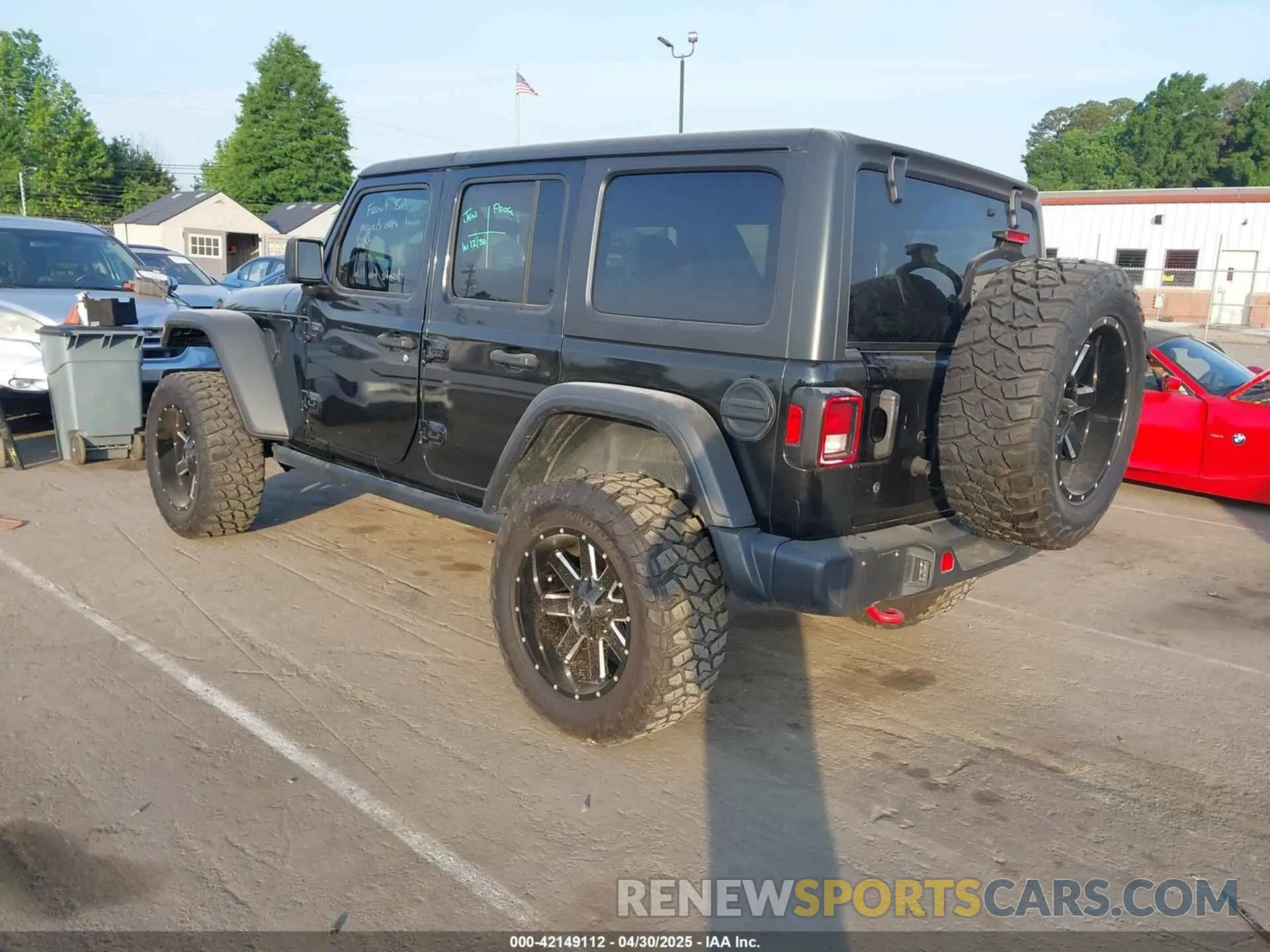 3 Photograph of a damaged car 1C4HJXFN1LW115137 JEEP WRANGLER UNLIMITED 2020