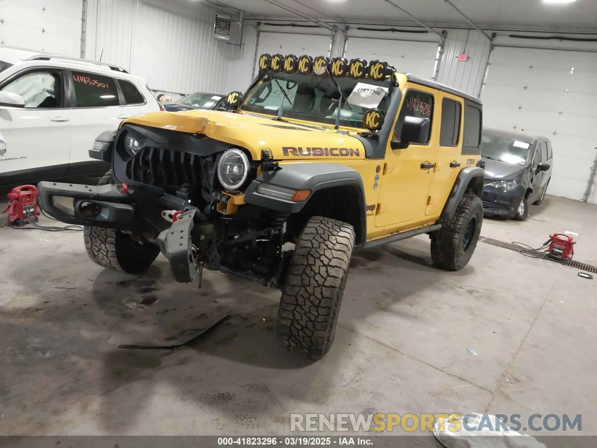 2 Photograph of a damaged car 1C4HJXFN8LW100120 JEEP WRANGLER UNLIMITED 2020