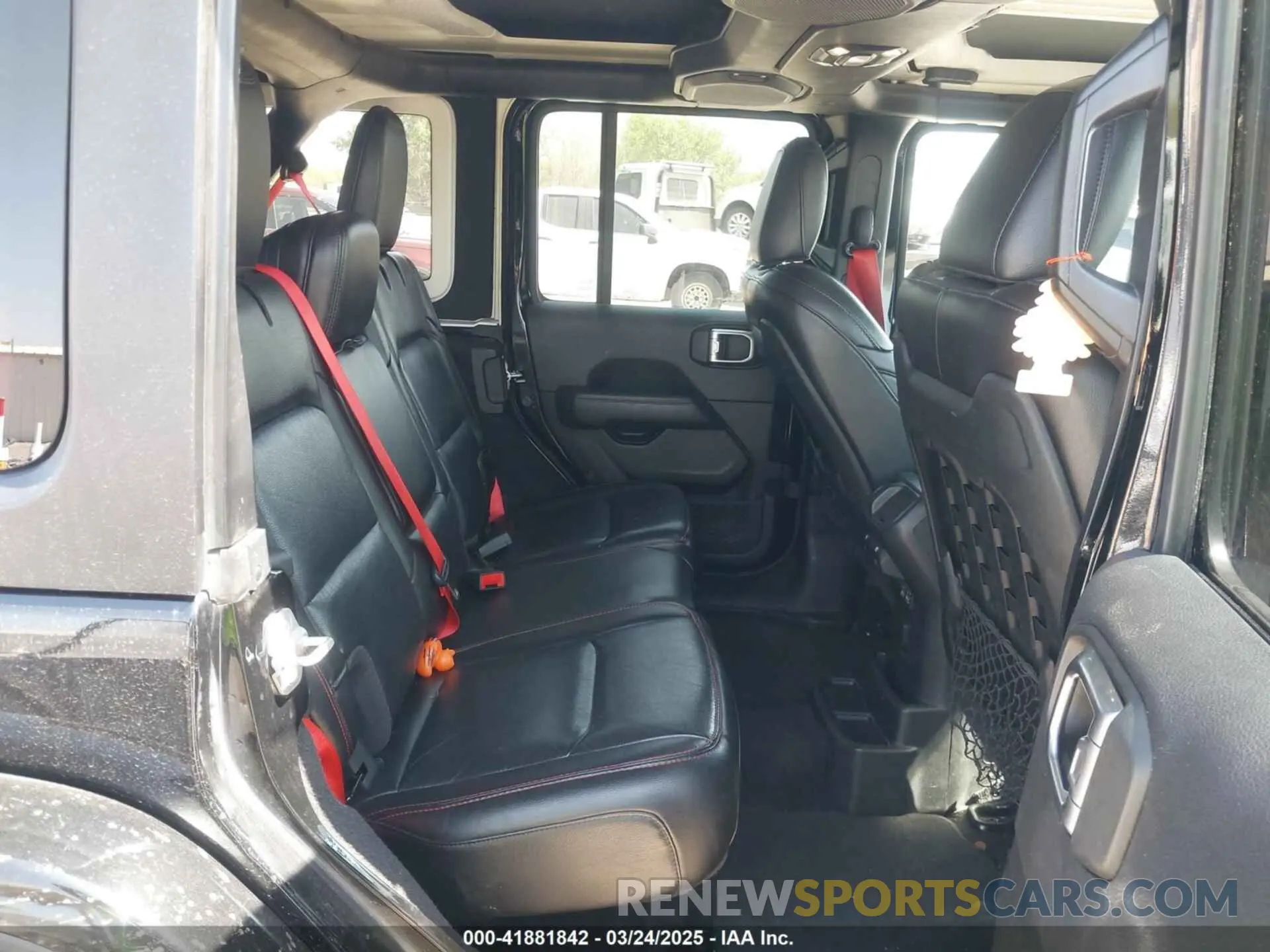 8 Photograph of a damaged car 1C4HJXFN9LW253511 JEEP WRANGLER UNLIMITED 2020
