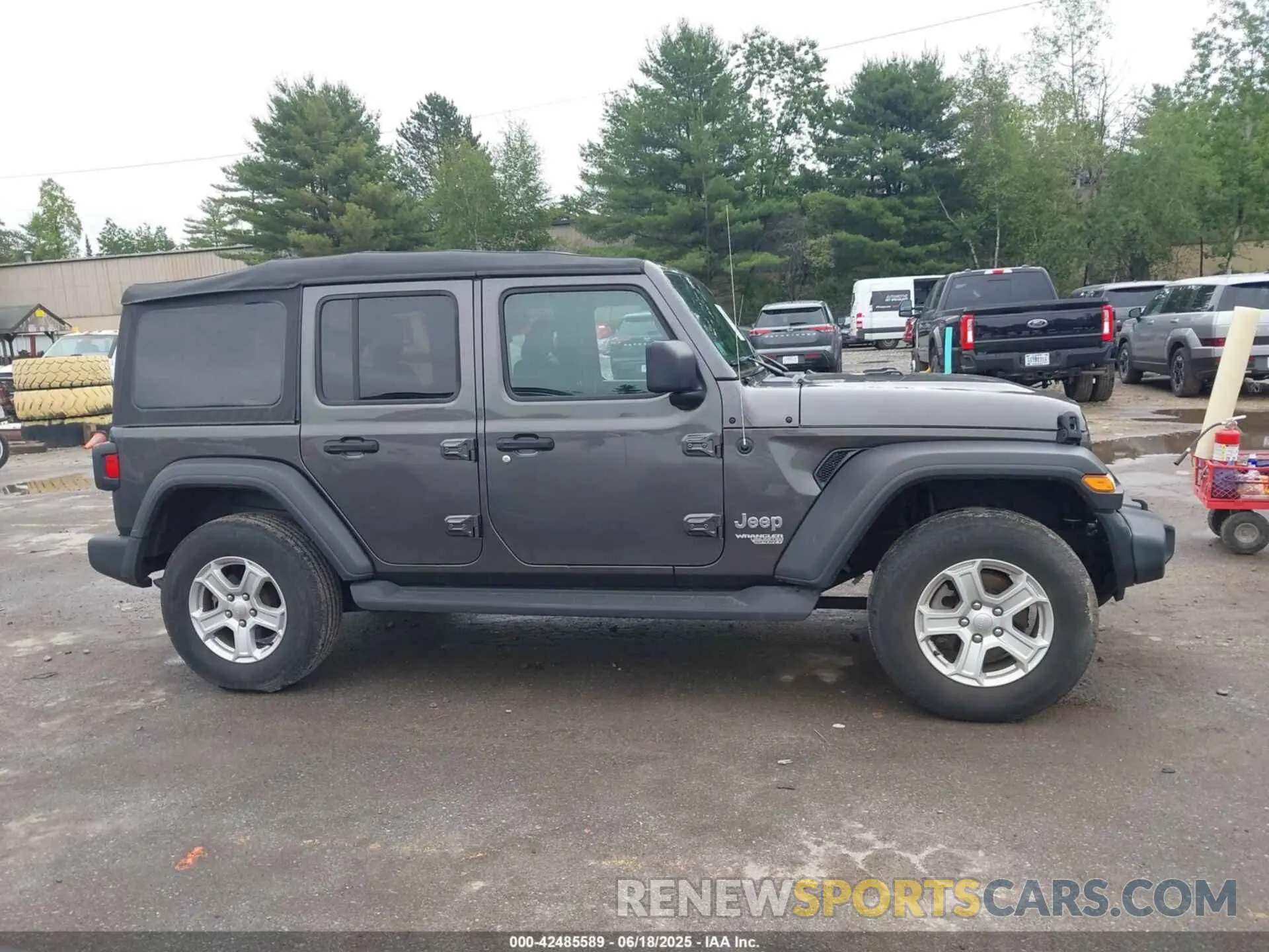13 Photograph of a damaged car 1C4HJXDG0MW532061 JEEP WRANGLER UNLIMITED 2021