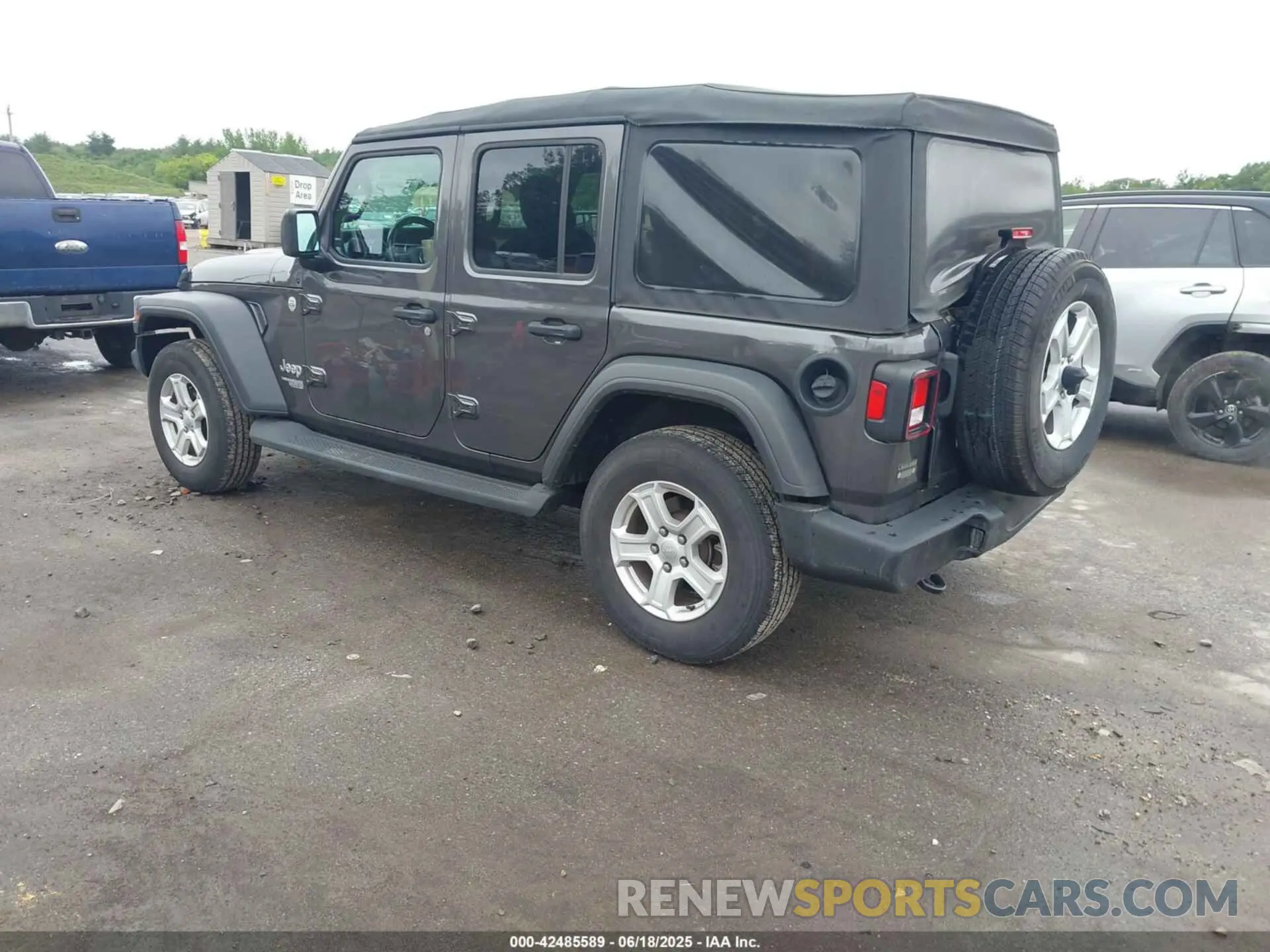3 Photograph of a damaged car 1C4HJXDG0MW532061 JEEP WRANGLER UNLIMITED 2021