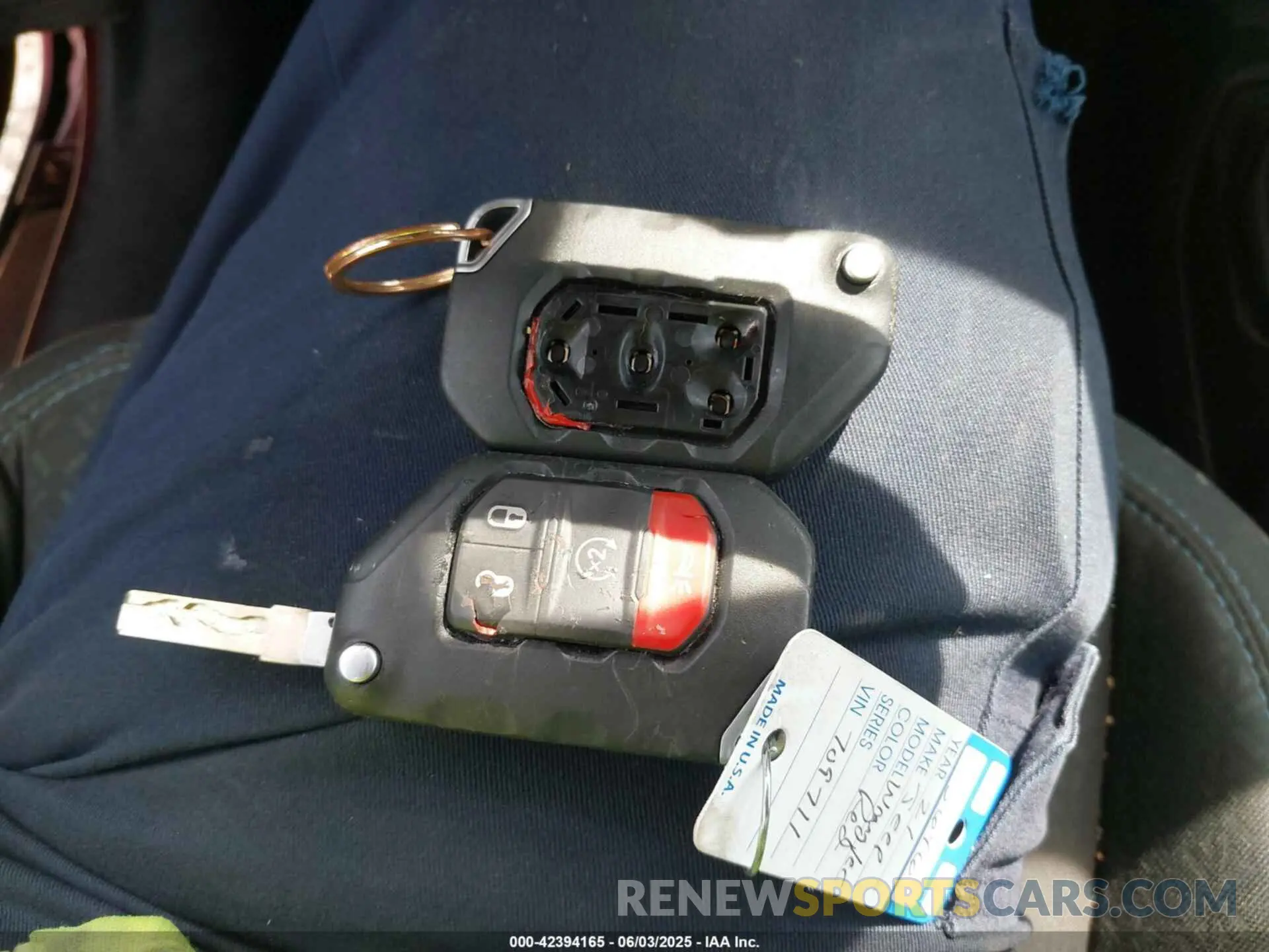 11 Photograph of a damaged car 1C4HJXDG0MW709711 JEEP WRANGLER UNLIMITED 2021