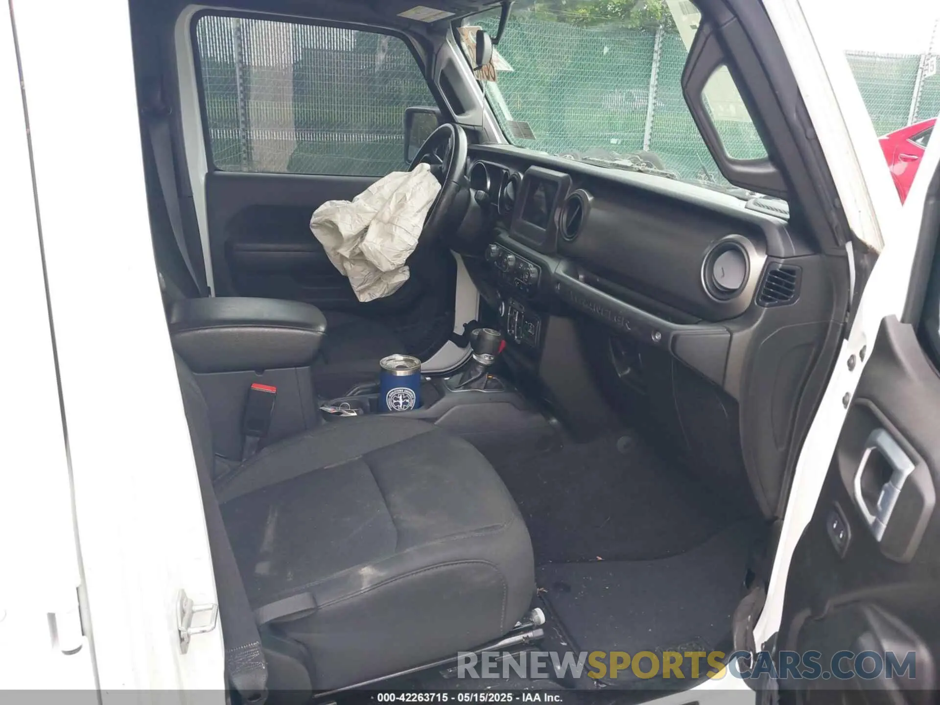 5 Photograph of a damaged car 1C4HJXDG1MW850478 JEEP WRANGLER UNLIMITED 2021