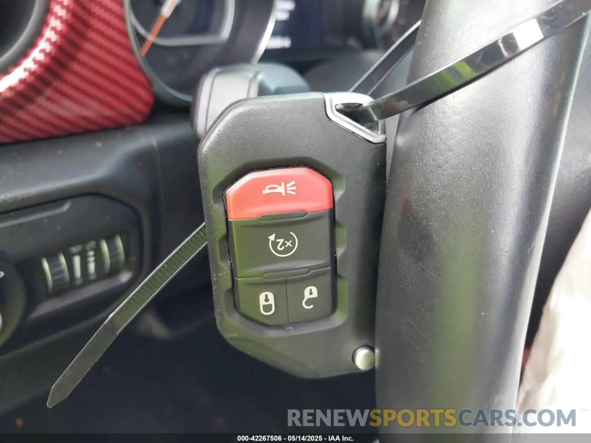 11 Photograph of a damaged car 1C4HJXDG2MW646904 JEEP WRANGLER UNLIMITED 2021
