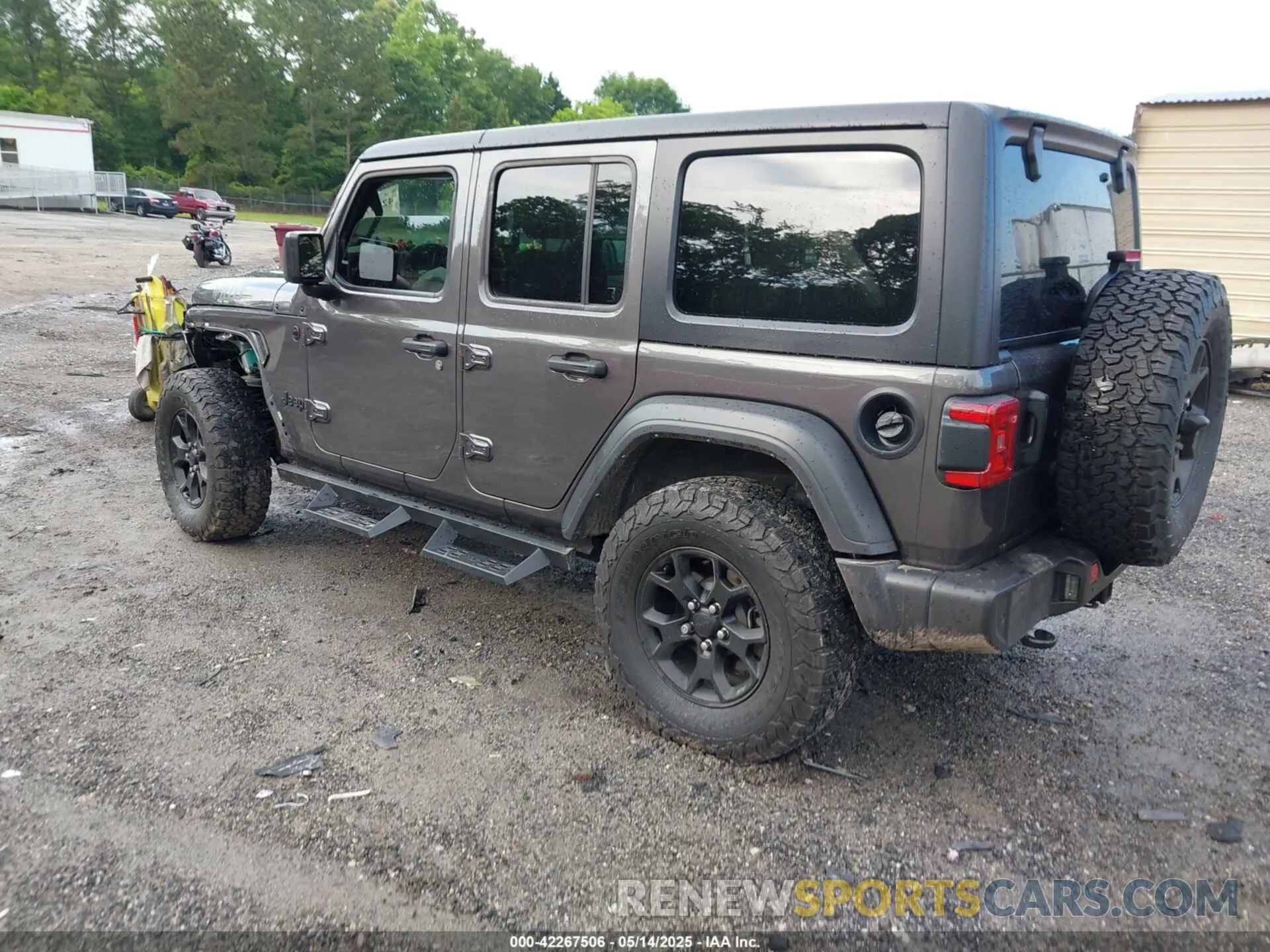 3 Photograph of a damaged car 1C4HJXDG2MW646904 JEEP WRANGLER UNLIMITED 2021