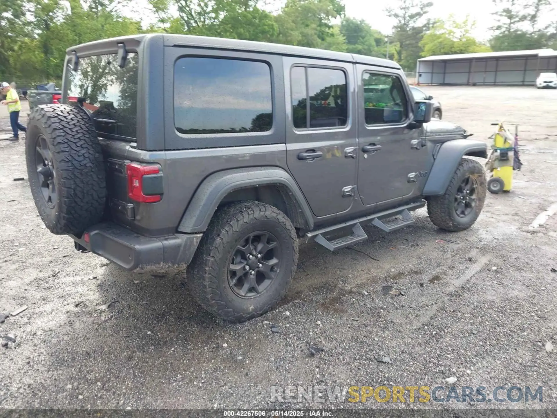 4 Photograph of a damaged car 1C4HJXDG2MW646904 JEEP WRANGLER UNLIMITED 2021
