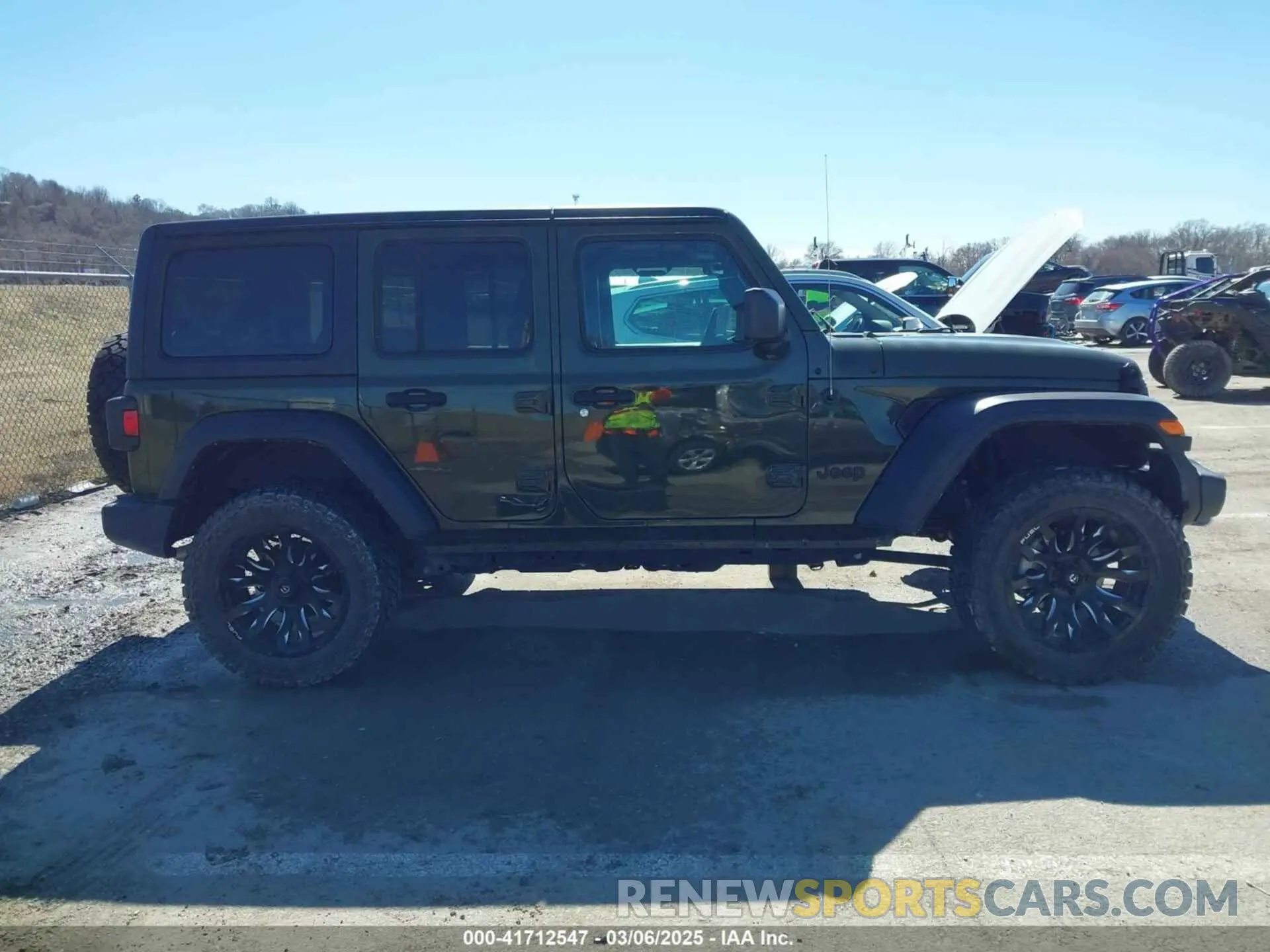 13 Photograph of a damaged car 1C4HJXDG2MW814413 JEEP WRANGLER UNLIMITED 2021