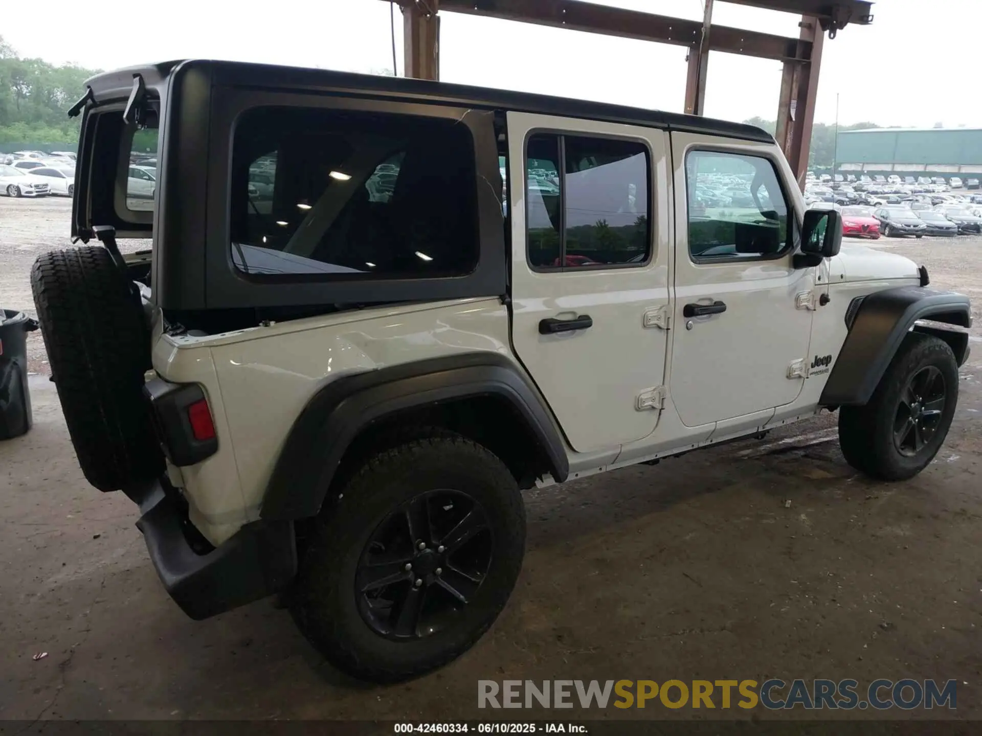 4 Photograph of a damaged car 1C4HJXDG3MW647592 JEEP WRANGLER UNLIMITED 2021