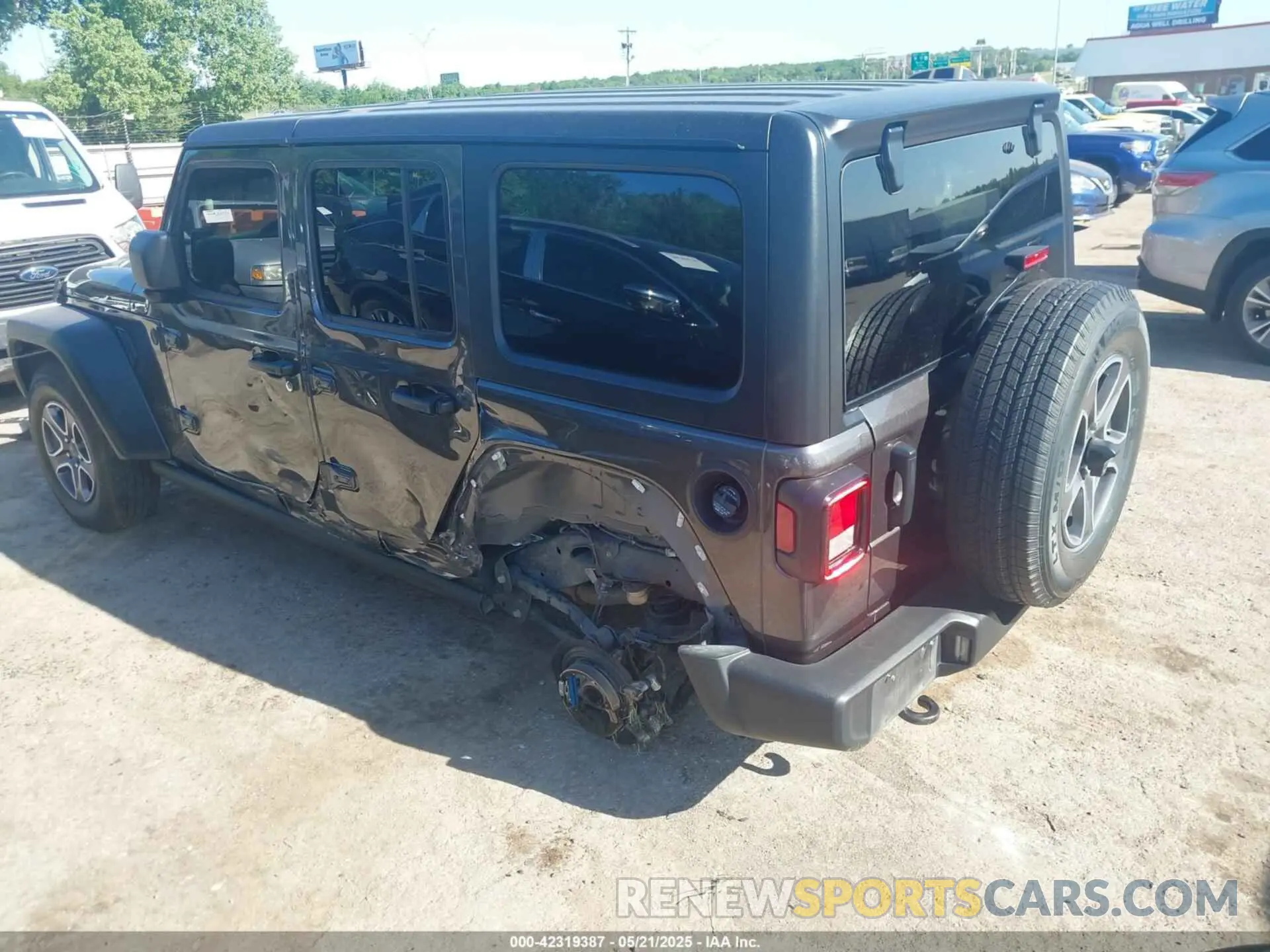 3 Photograph of a damaged car 1C4HJXDG3MW801301 JEEP WRANGLER UNLIMITED 2021