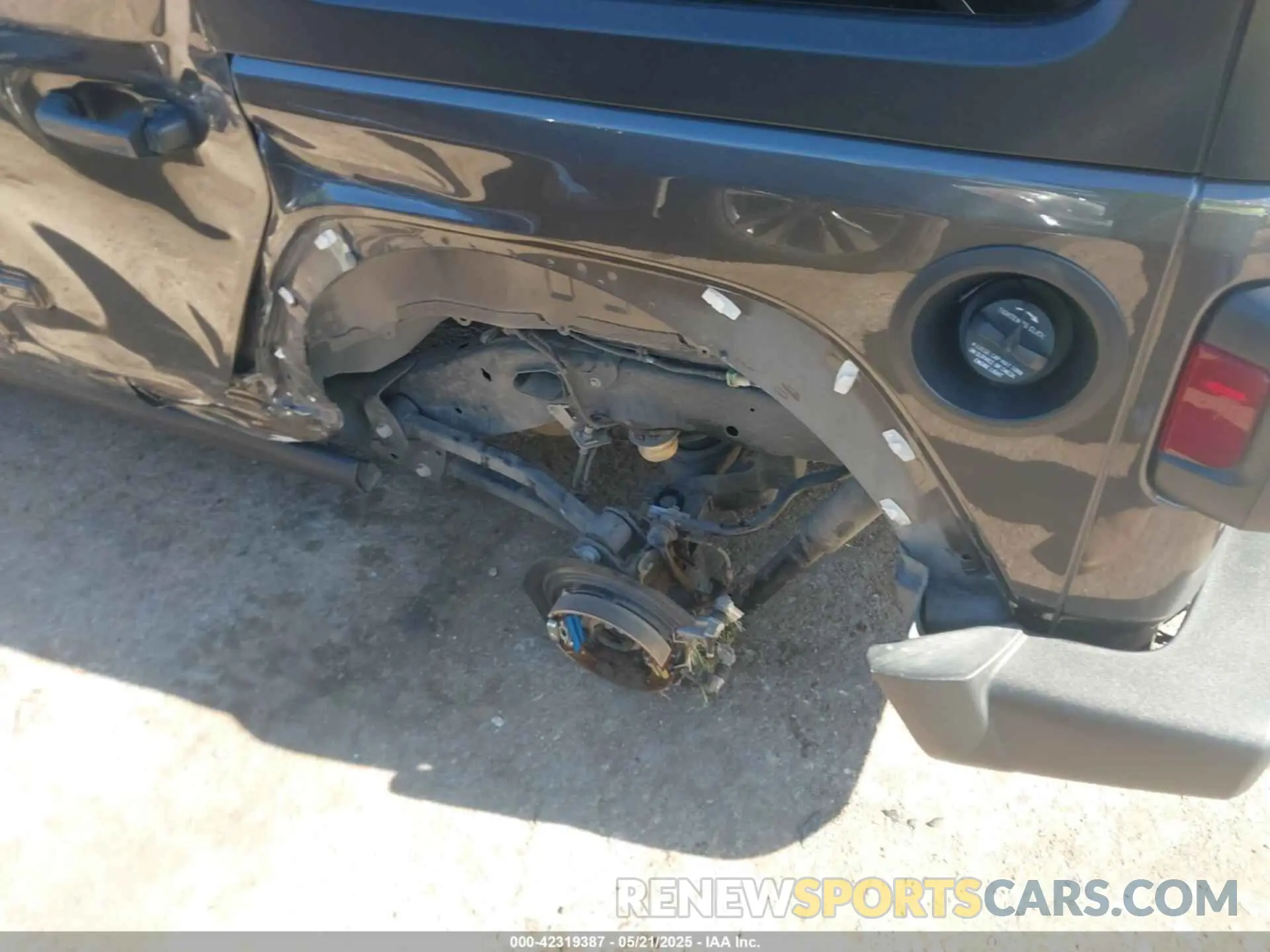 6 Photograph of a damaged car 1C4HJXDG3MW801301 JEEP WRANGLER UNLIMITED 2021
