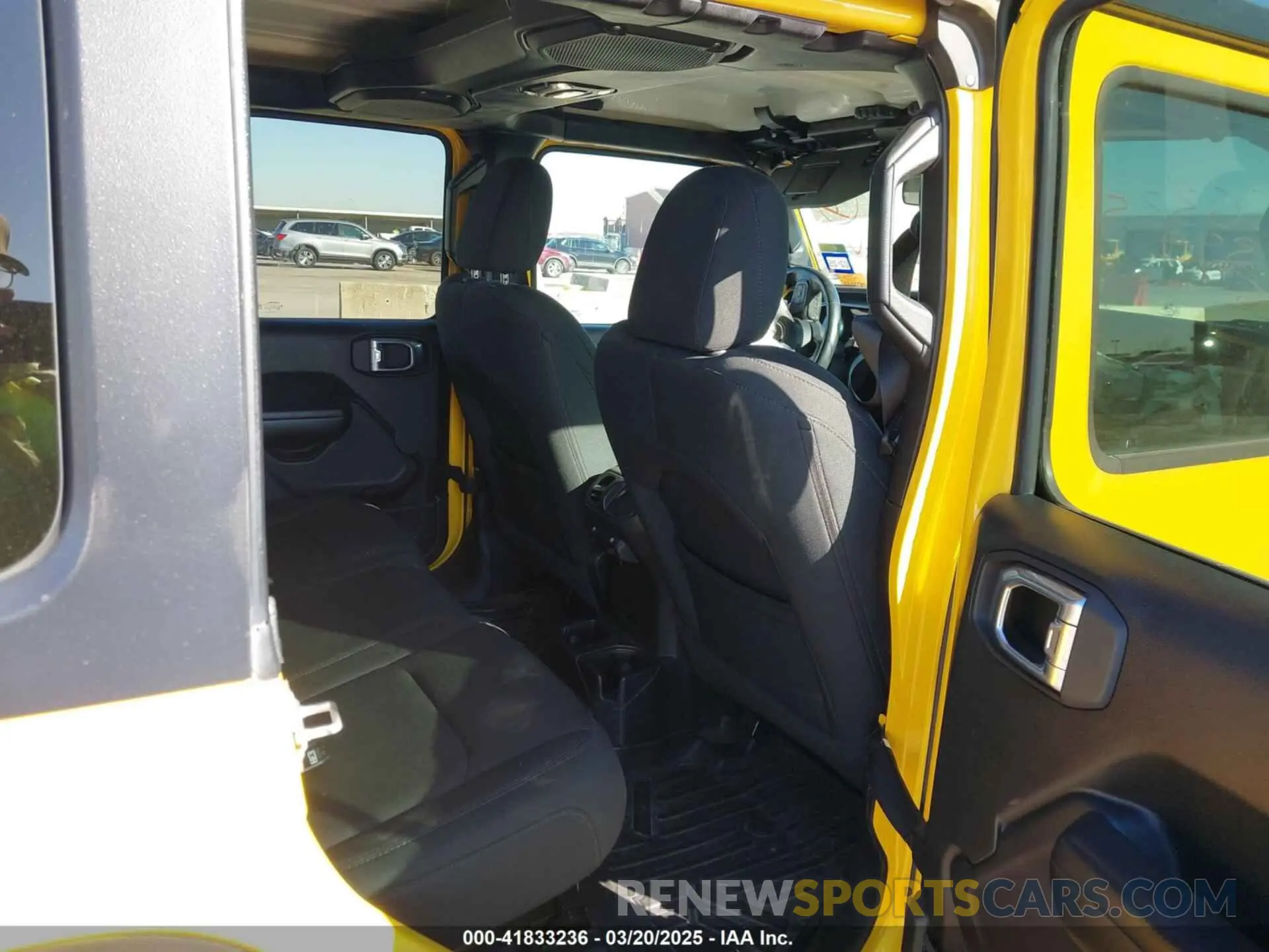 8 Photograph of a damaged car 1C4HJXDG4MW532399 JEEP WRANGLER UNLIMITED 2021