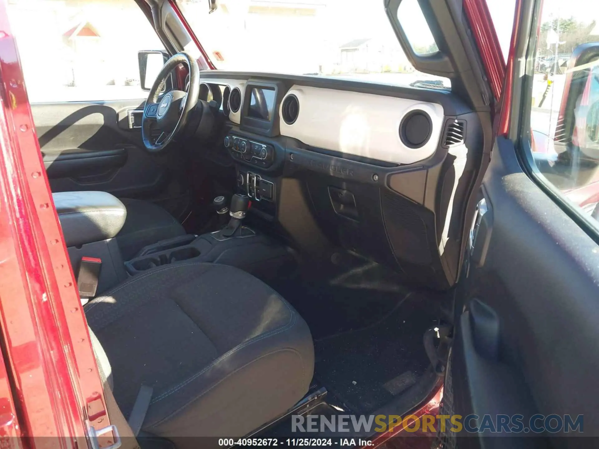 5 Photograph of a damaged car 1C4HJXDG4MW647164 JEEP WRANGLER UNLIMITED 2021