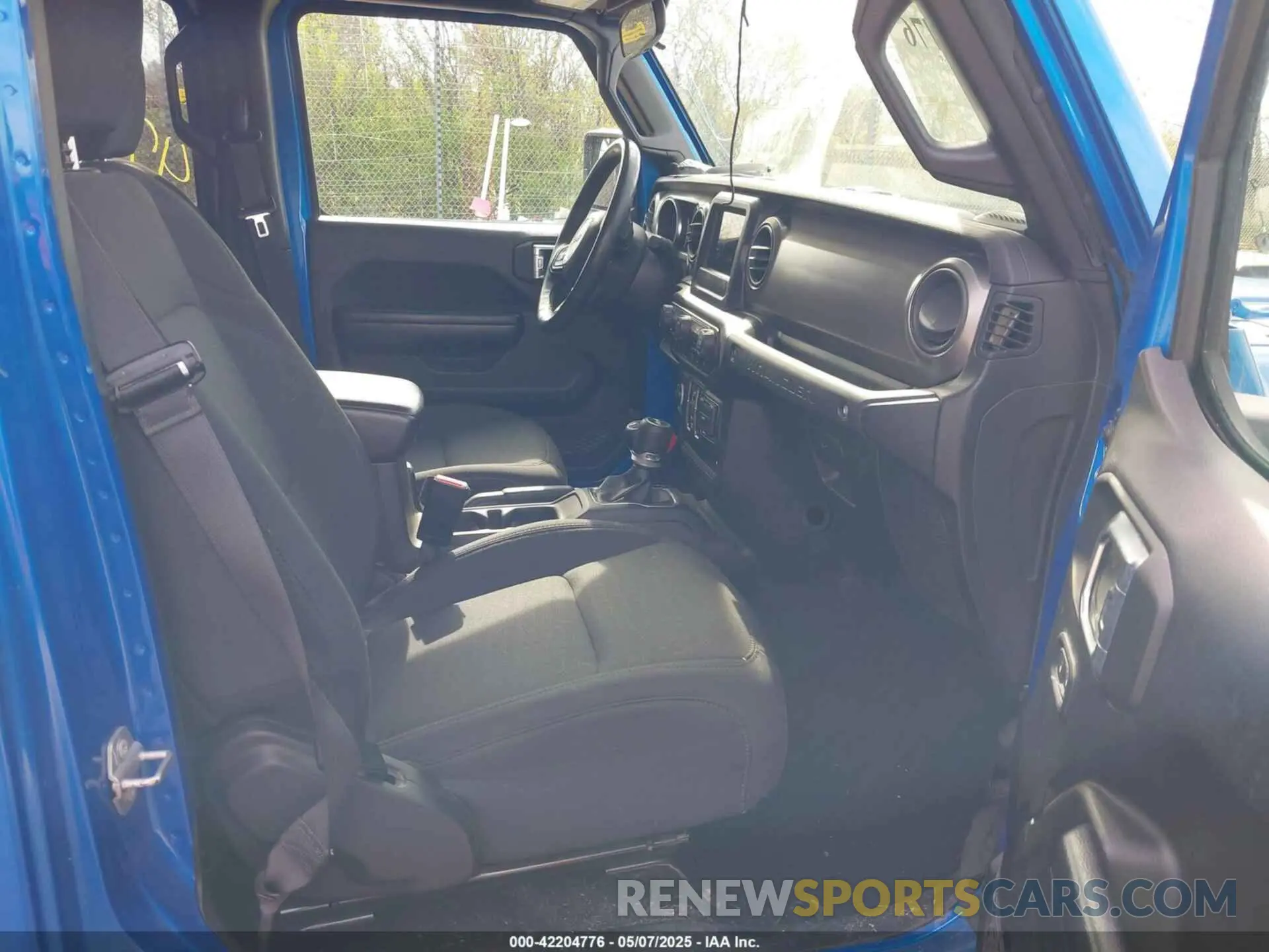 5 Photograph of a damaged car 1C4HJXDG4MW743151 JEEP WRANGLER UNLIMITED 2021