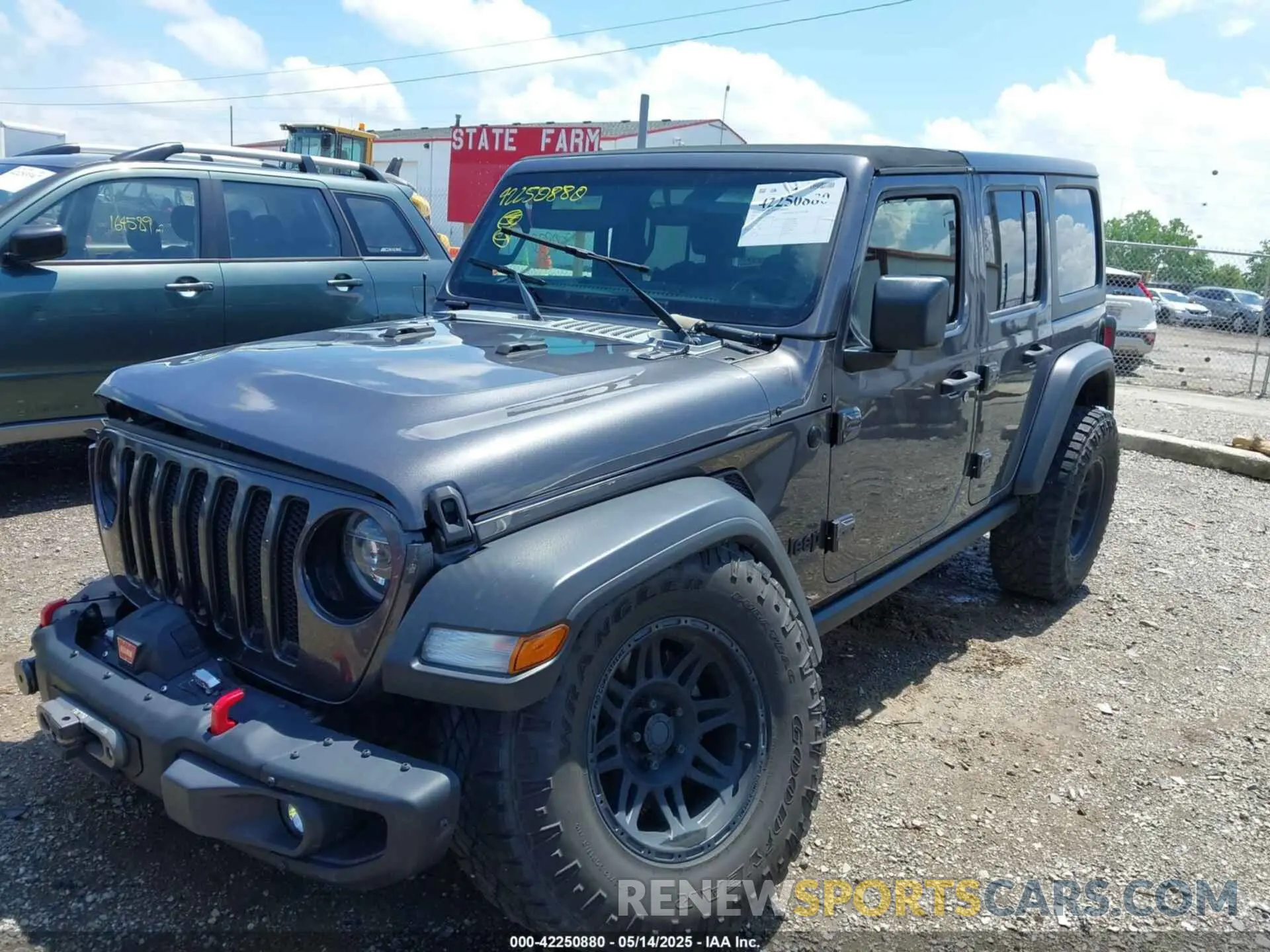 2 Photograph of a damaged car 1C4HJXDG7MW519386 JEEP WRANGLER UNLIMITED 2021