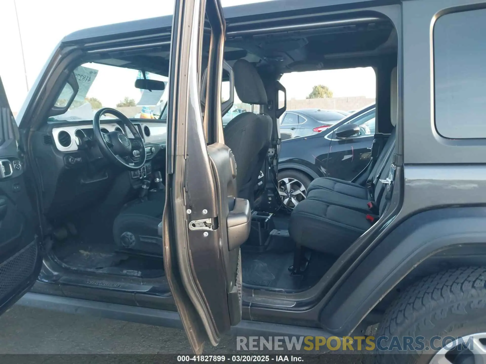 8 Photograph of a damaged car 1C4HJXDG7MW583315 JEEP WRANGLER UNLIMITED 2021
