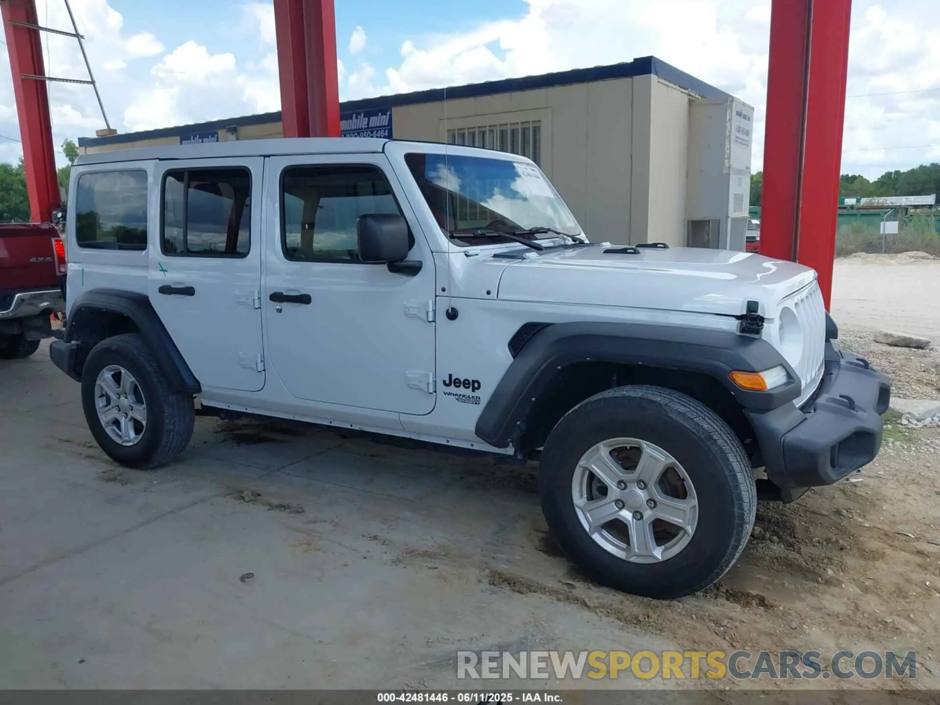 13 Photograph of a damaged car 1C4HJXDG7MW805657 JEEP WRANGLER UNLIMITED 2021