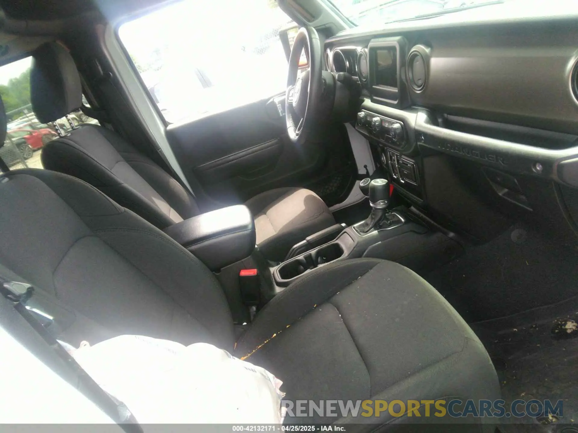 5 Photograph of a damaged car 1C4HJXDG8MW597448 JEEP WRANGLER UNLIMITED 2021