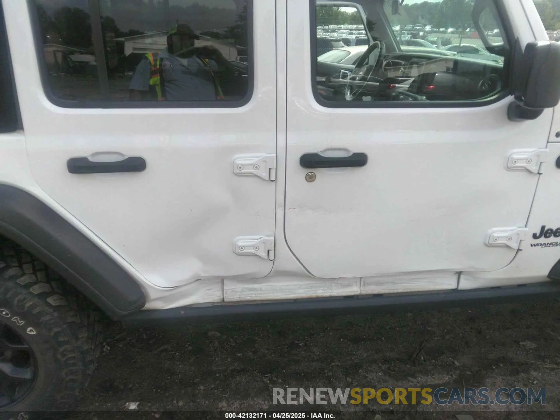 6 Photograph of a damaged car 1C4HJXDG8MW597448 JEEP WRANGLER UNLIMITED 2021