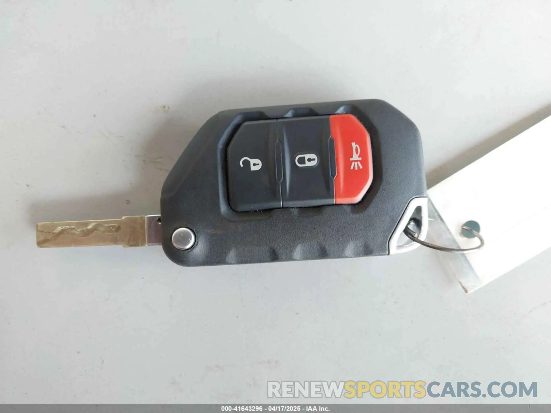 11 Photograph of a damaged car 1C4HJXDGXMW763324 JEEP WRANGLER UNLIMITED 2021