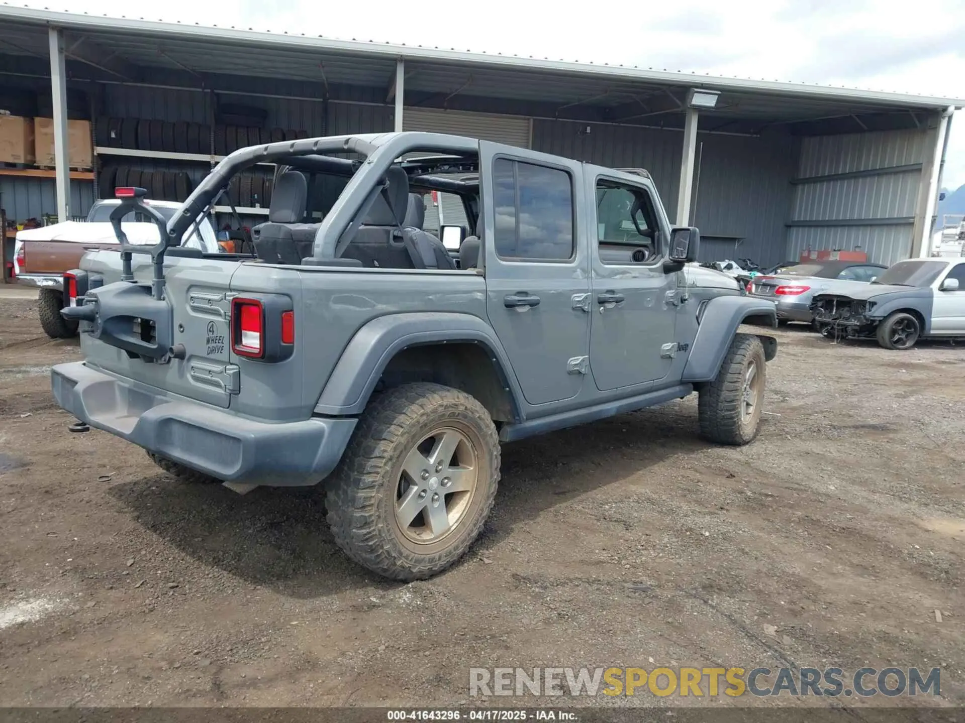 4 Photograph of a damaged car 1C4HJXDGXMW763324 JEEP WRANGLER UNLIMITED 2021