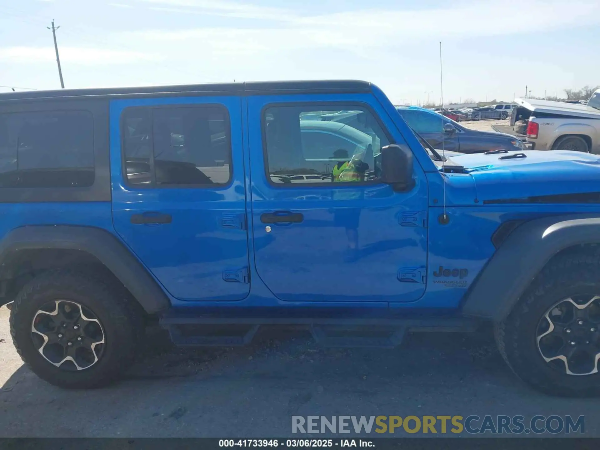 12 Photograph of a damaged car 1C4HJXDN0MW737796 JEEP WRANGLER UNLIMITED 2021