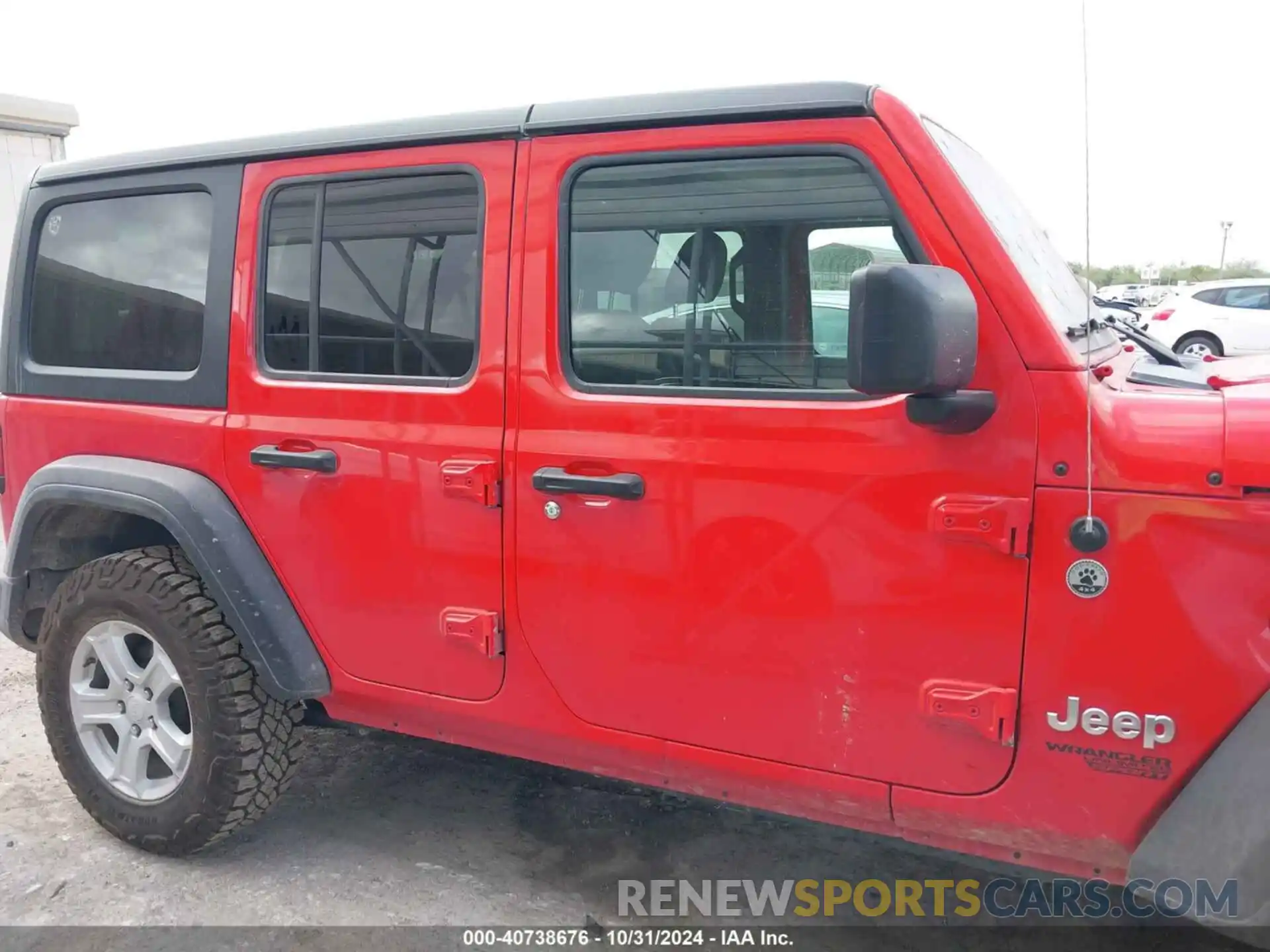 13 Photograph of a damaged car 1C4HJXDN1MW630837 JEEP WRANGLER UNLIMITED 2021