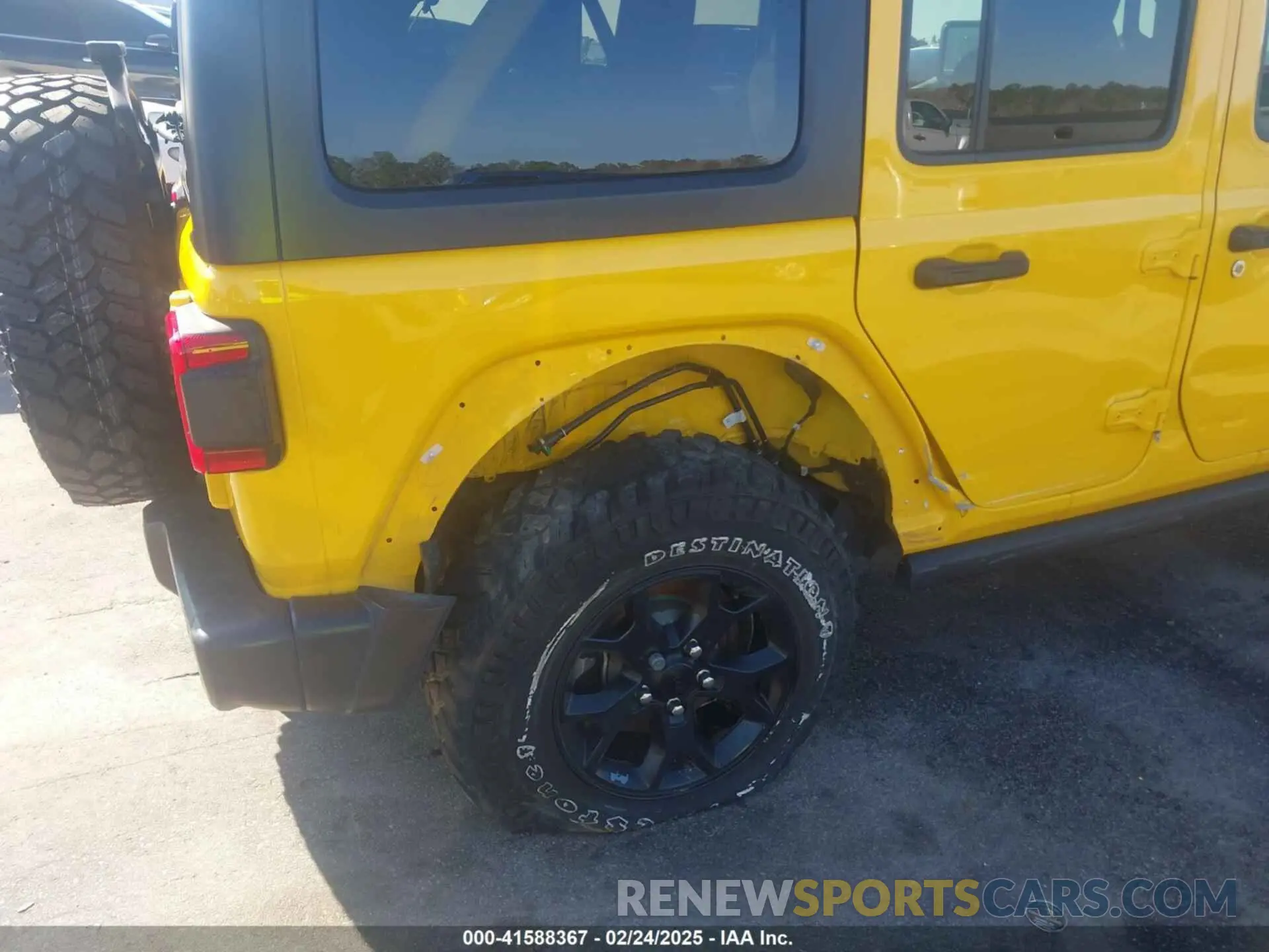 6 Photograph of a damaged car 1C4HJXDN1MW650103 JEEP WRANGLER UNLIMITED 2021