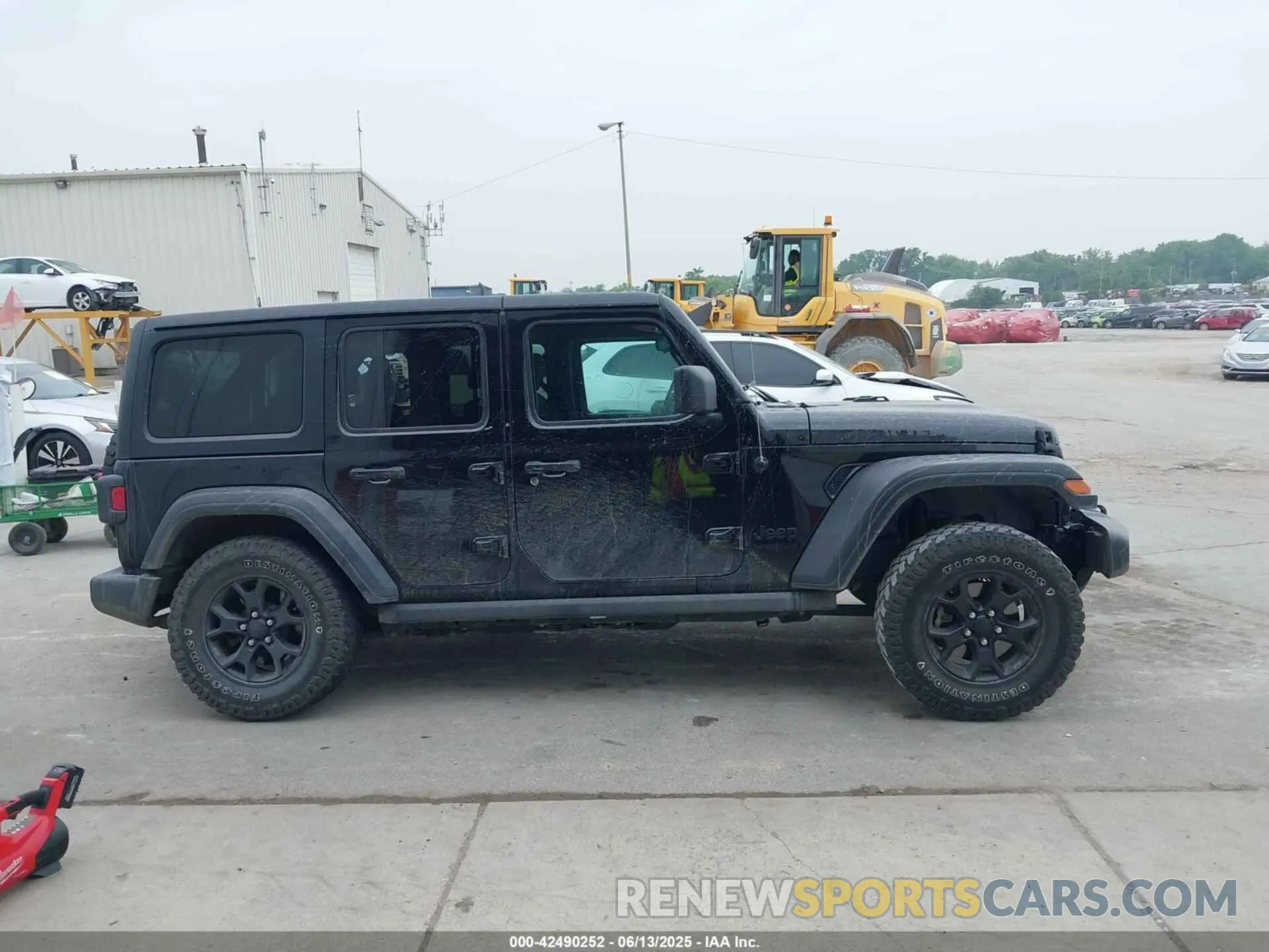 13 Photograph of a damaged car 1C4HJXDN1MW660579 JEEP WRANGLER UNLIMITED 2021